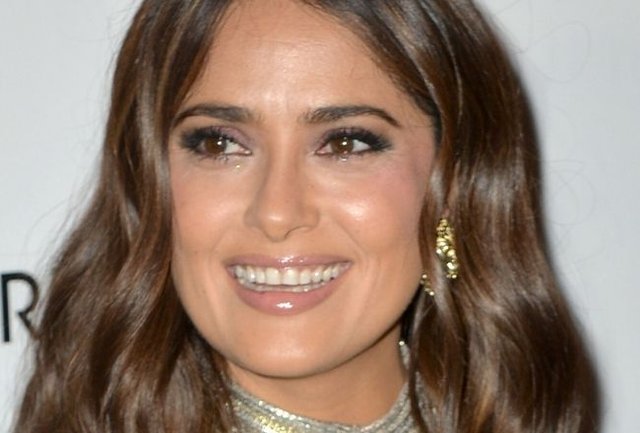 Letnia Salma Hayek W Bikini Aktorka Kusi Cia Em Dla Wielu To