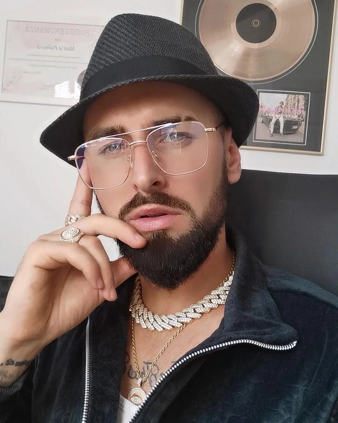 Jak zostać milionerem? Matt Palmer nagrał hit disco polo | Świat Gwiazd