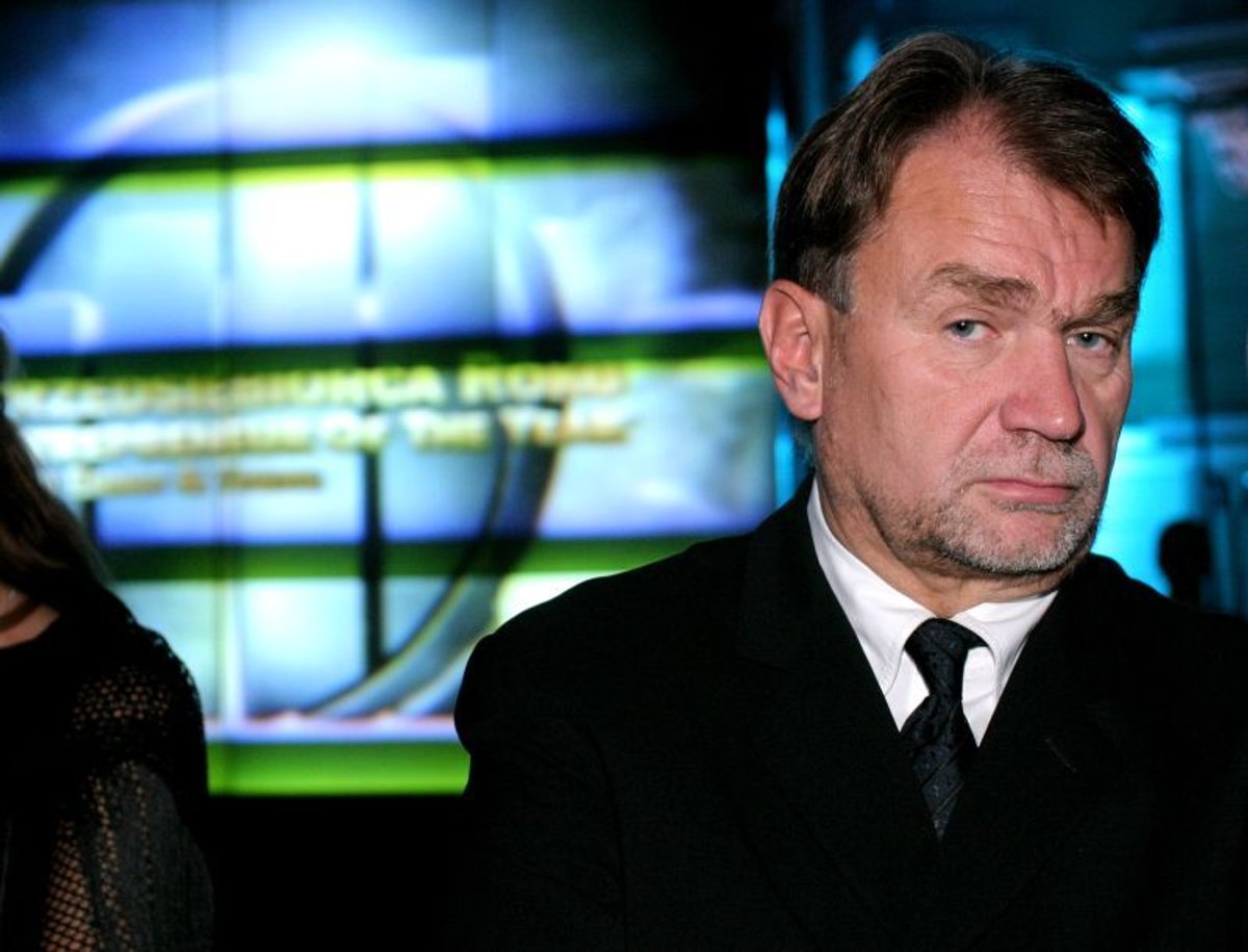 Grób Jana Kulczyka gdzie jest? Jak wygląda? Autor rzeźby