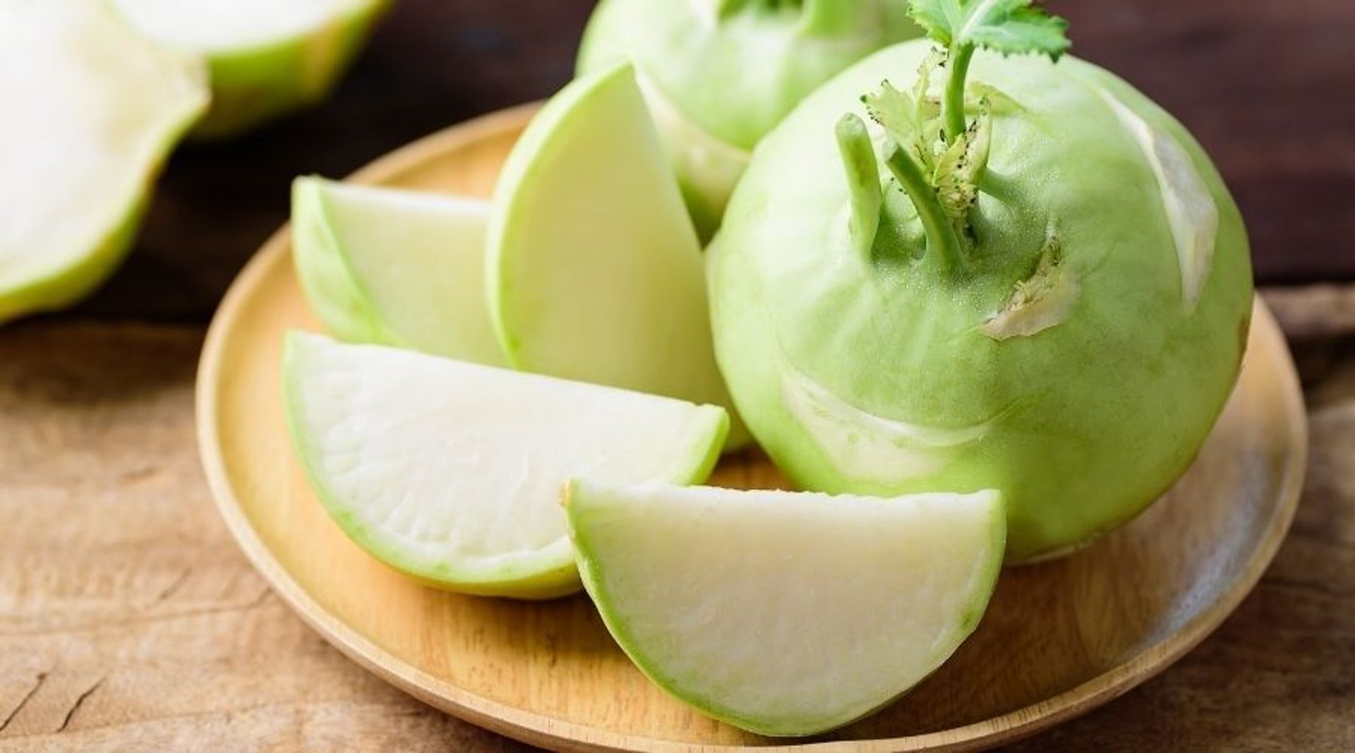 Smakowita surówka siostry Anastazji z kalarepki. Bije na głowę wszystkie inne