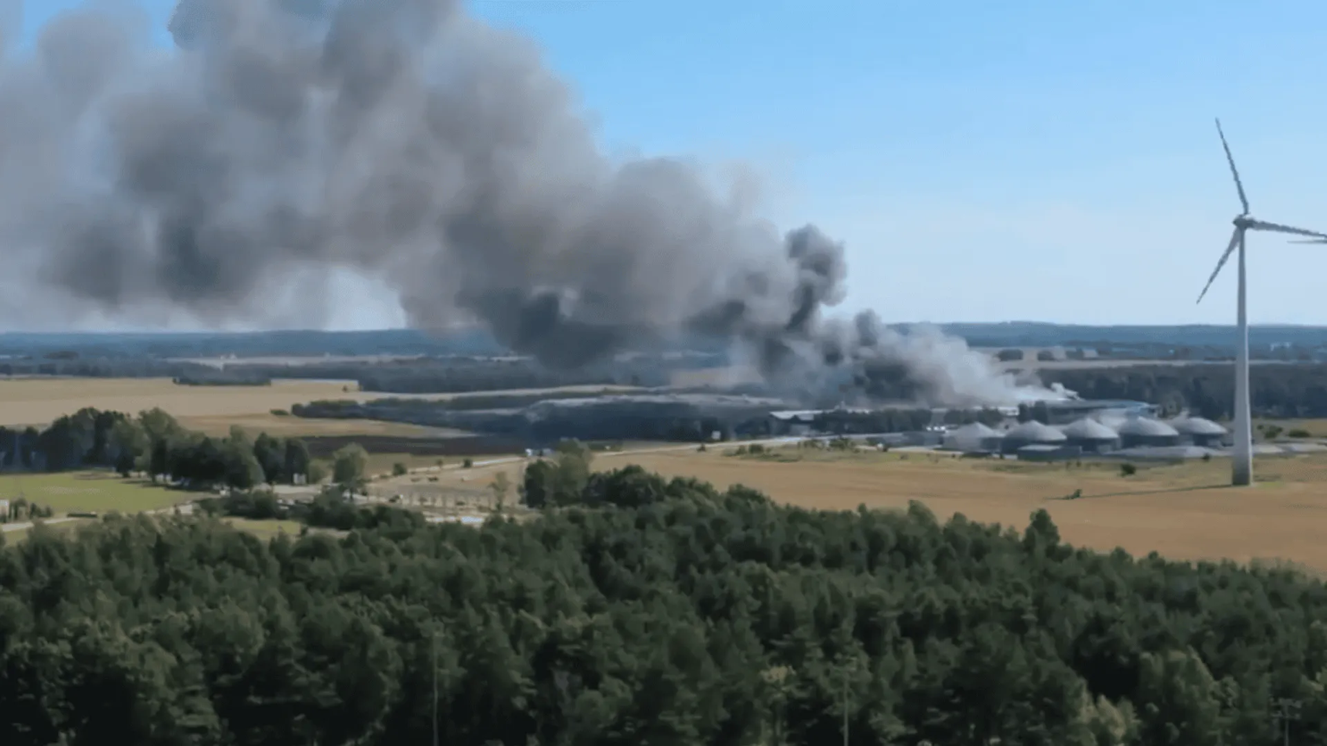 Pożar zakładu w Chlewnicy