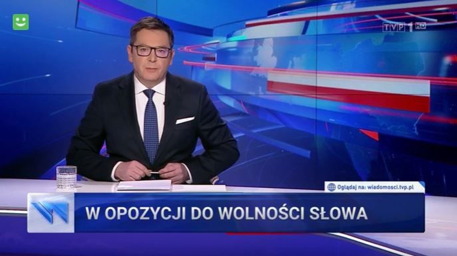 W materiale "Wiadomości" TVP wskazano, że opozycja zamierza ograniczyć wolność słowa.
