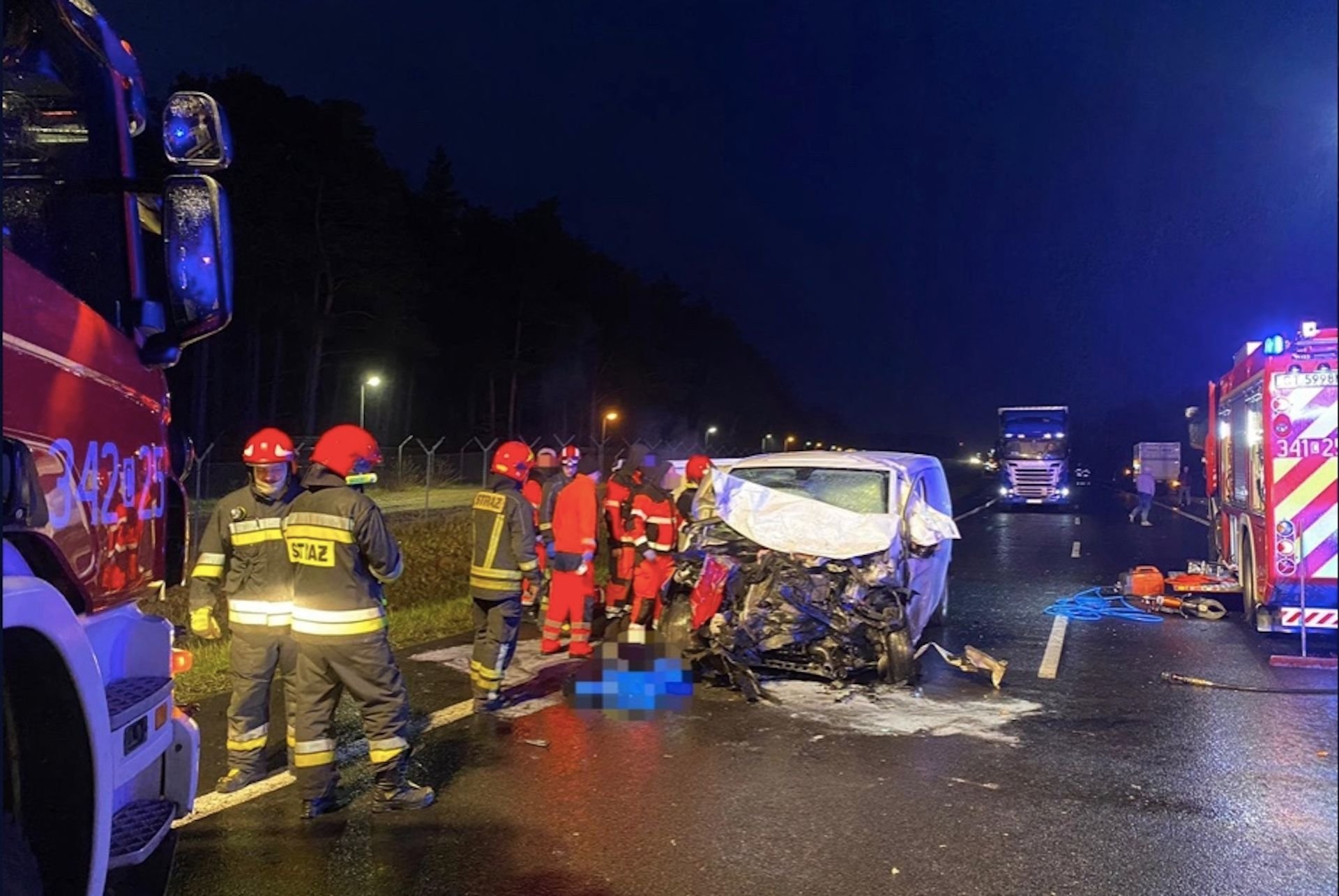 Tragiczny wypadek w Toruniu, nie żyją trzy osoby