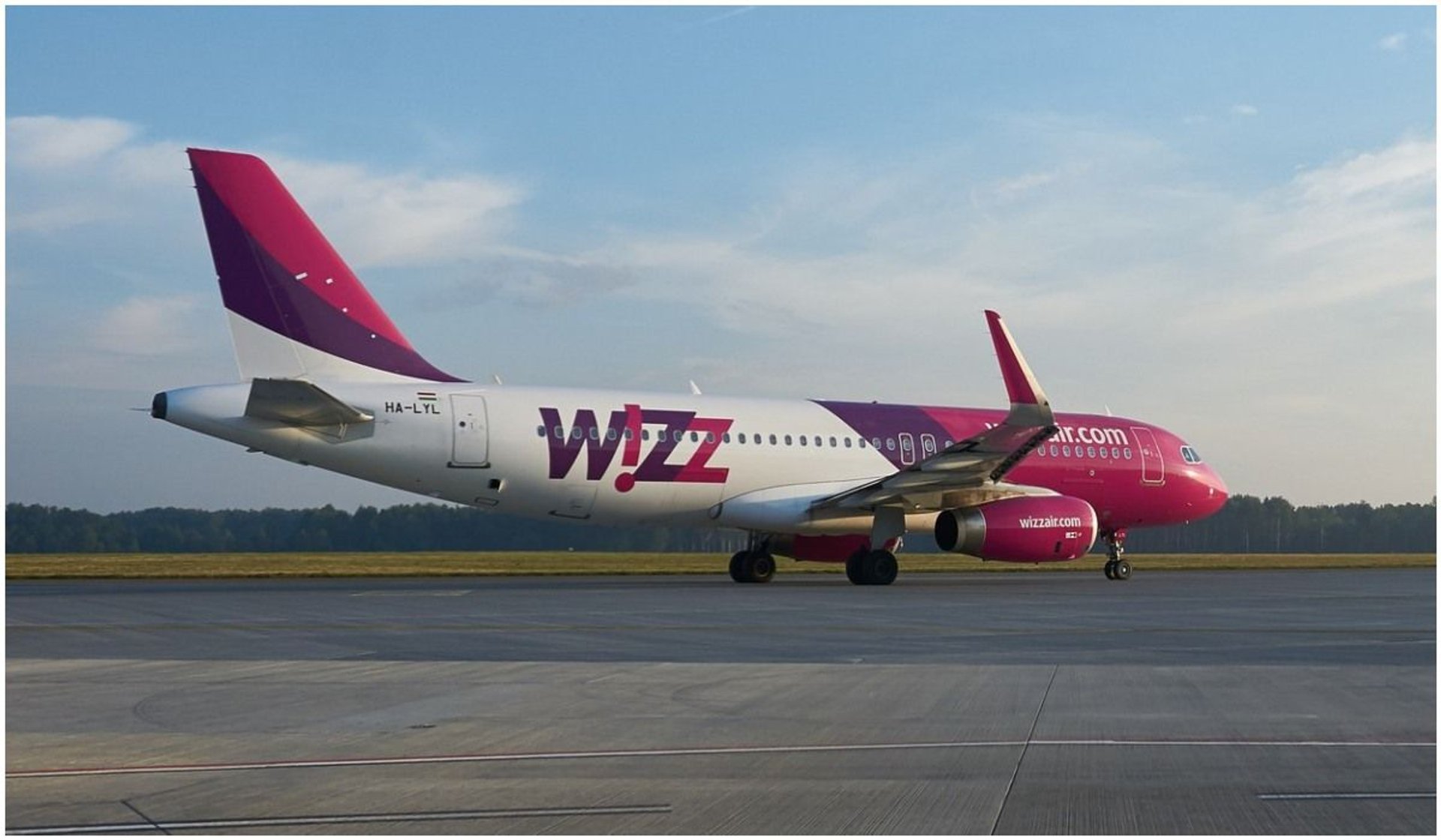 Wizz Air wycofuje się z polskiego lotniska. Jest stanowisko przewoźnika