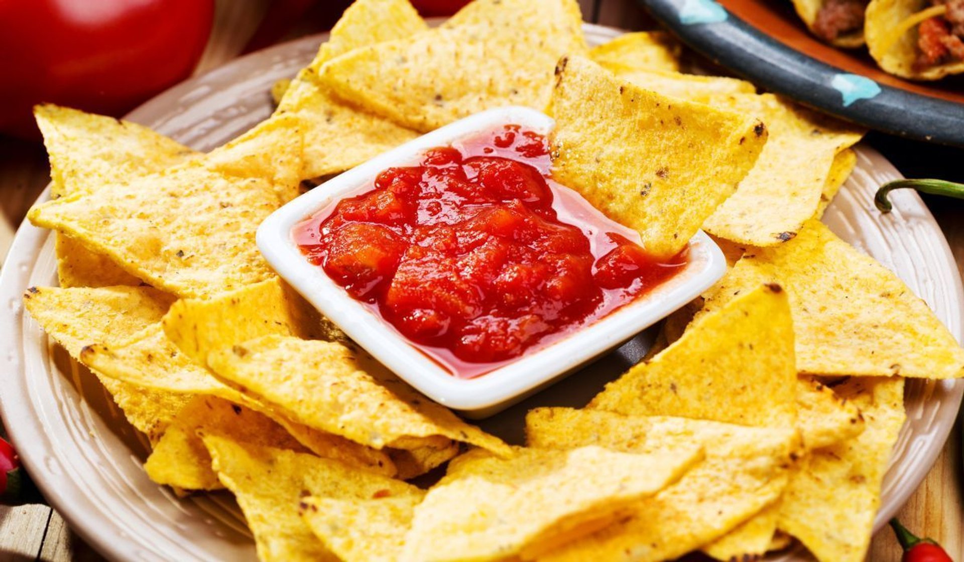 Pikantna salsa do chipsów i nachos. Naturalna, domowa, bije na głowę kupne. Na Mundial jak znalazł