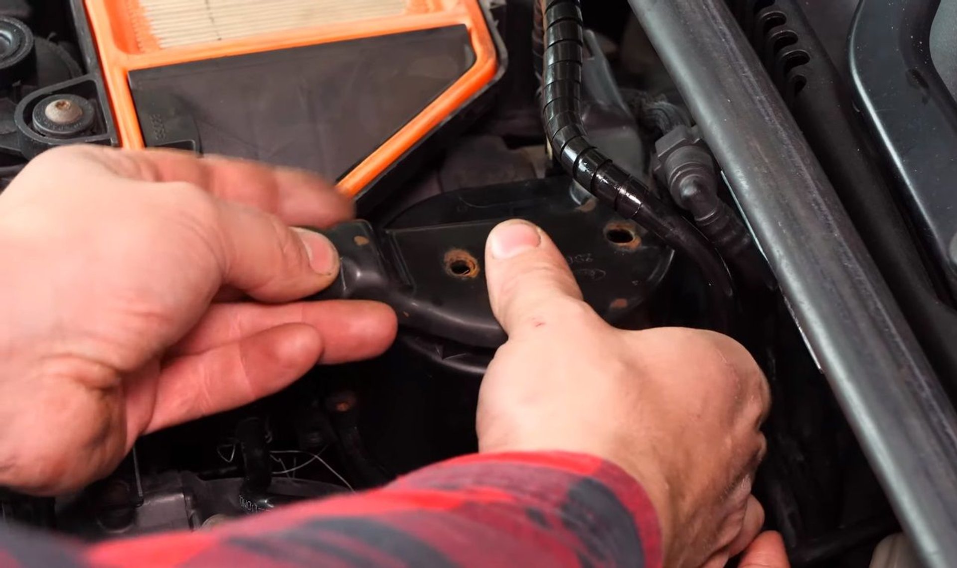Jak często trzeba wymieniać filtr paliwa w samochodzie?