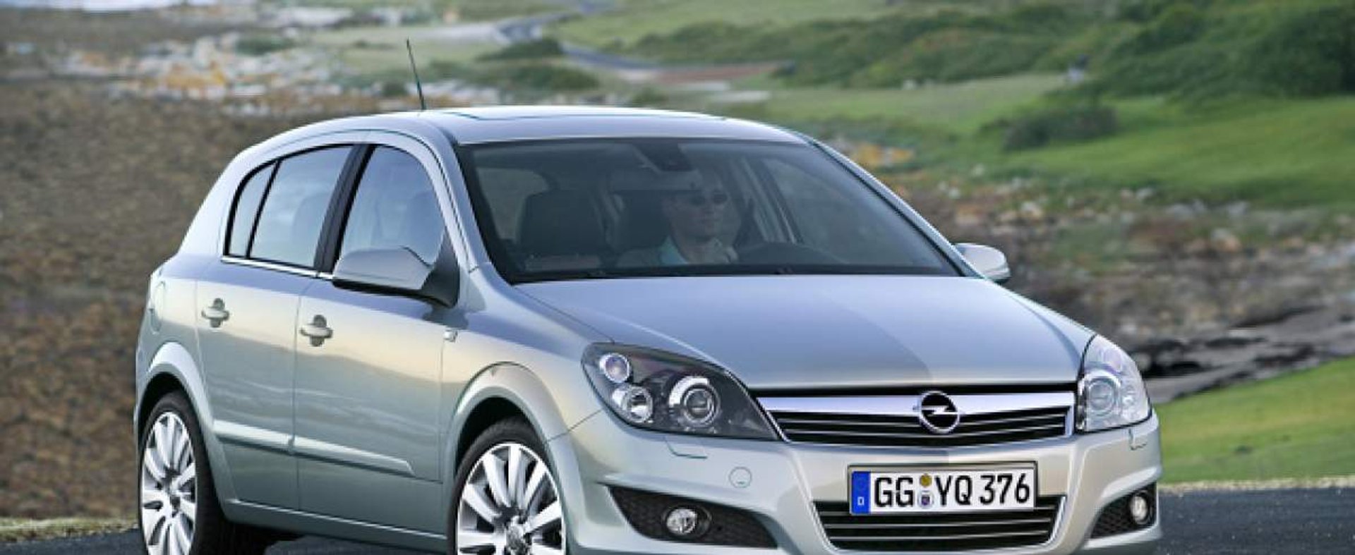 Opel Astra III generacji – kwintesencja kompaktowego samochodu