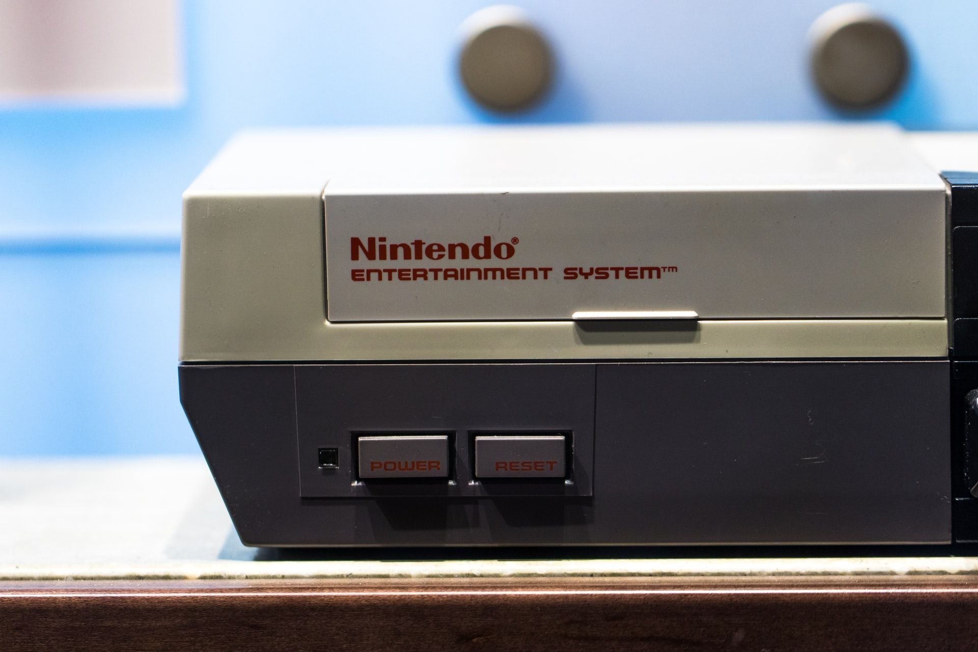 NES konsola