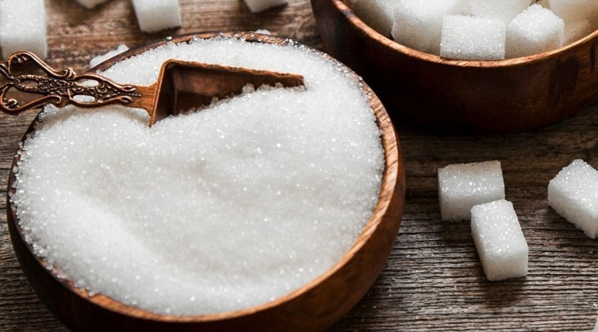 Jak rozwiązać problem zbrylonego cukru? Wyjaśniamy