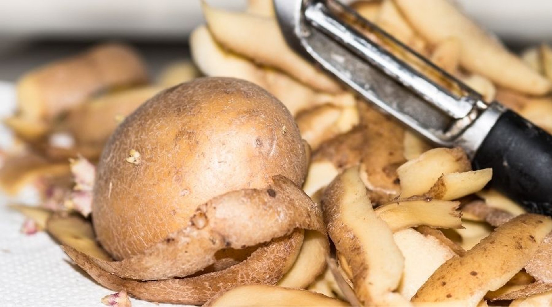 Jak wykorzystać obierki z ziemniaków? 