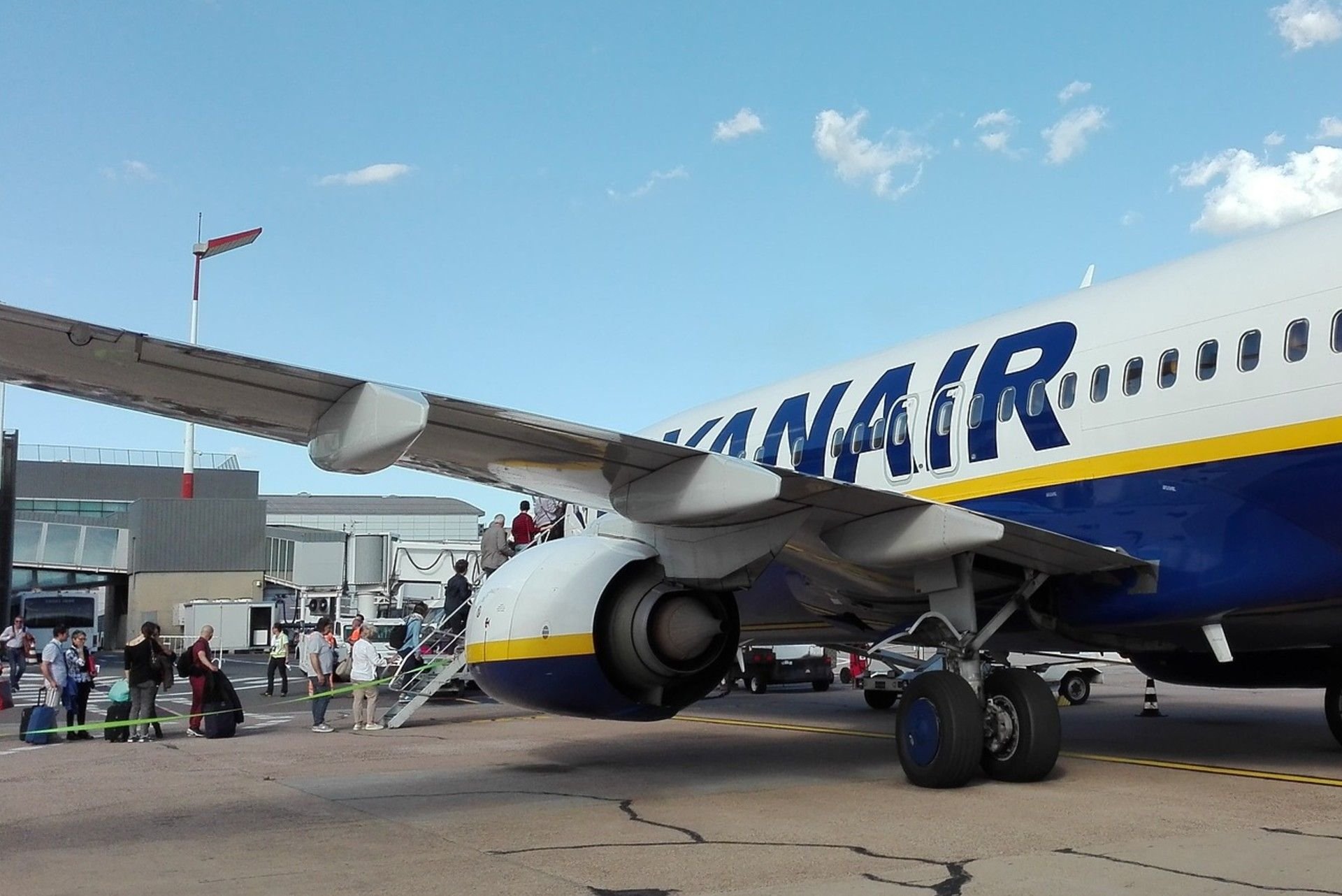 Ryanair odleciał bez 50 pasażerów