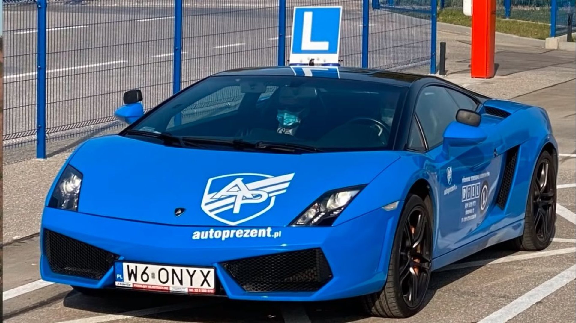 Lamborghini Gallardo w roli auta egzaminacyjnego
