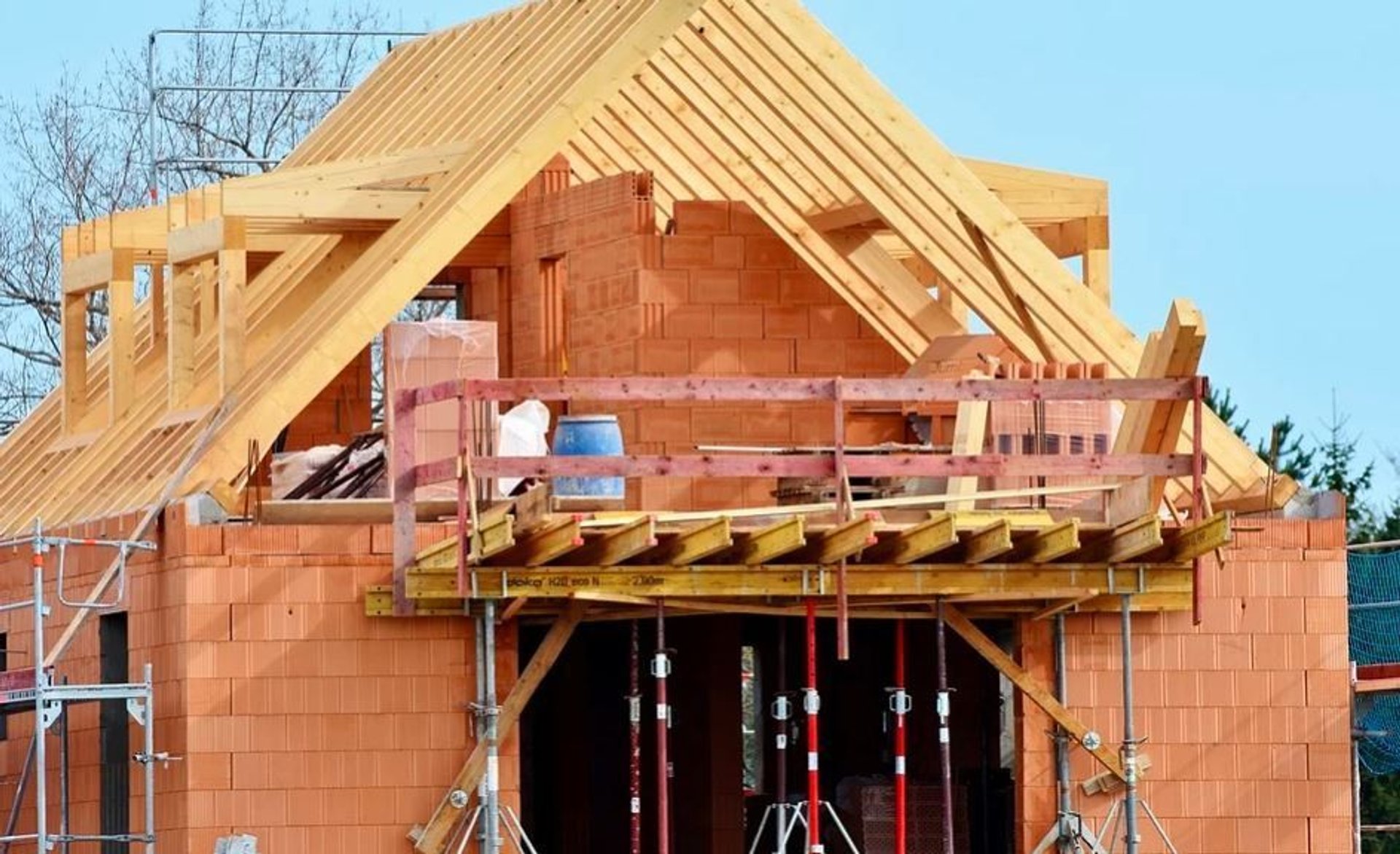 Cegła pełna: właściwości i zastosowanie