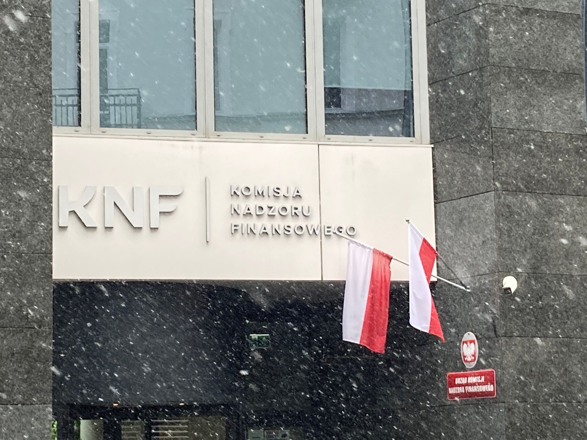 KNF-siedziba KNF-komisja nadzoru finansowego-iberion