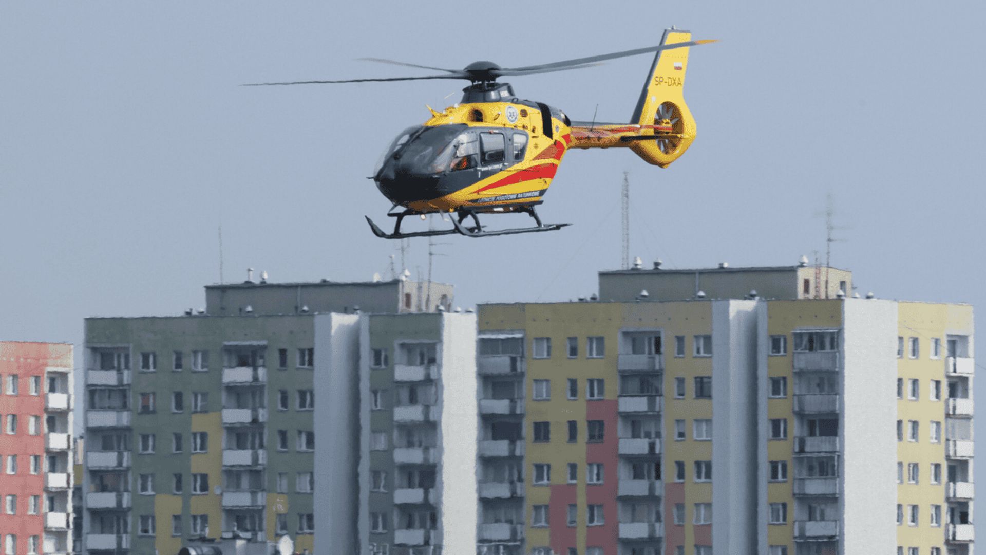 3-latek wypadł z balkonu