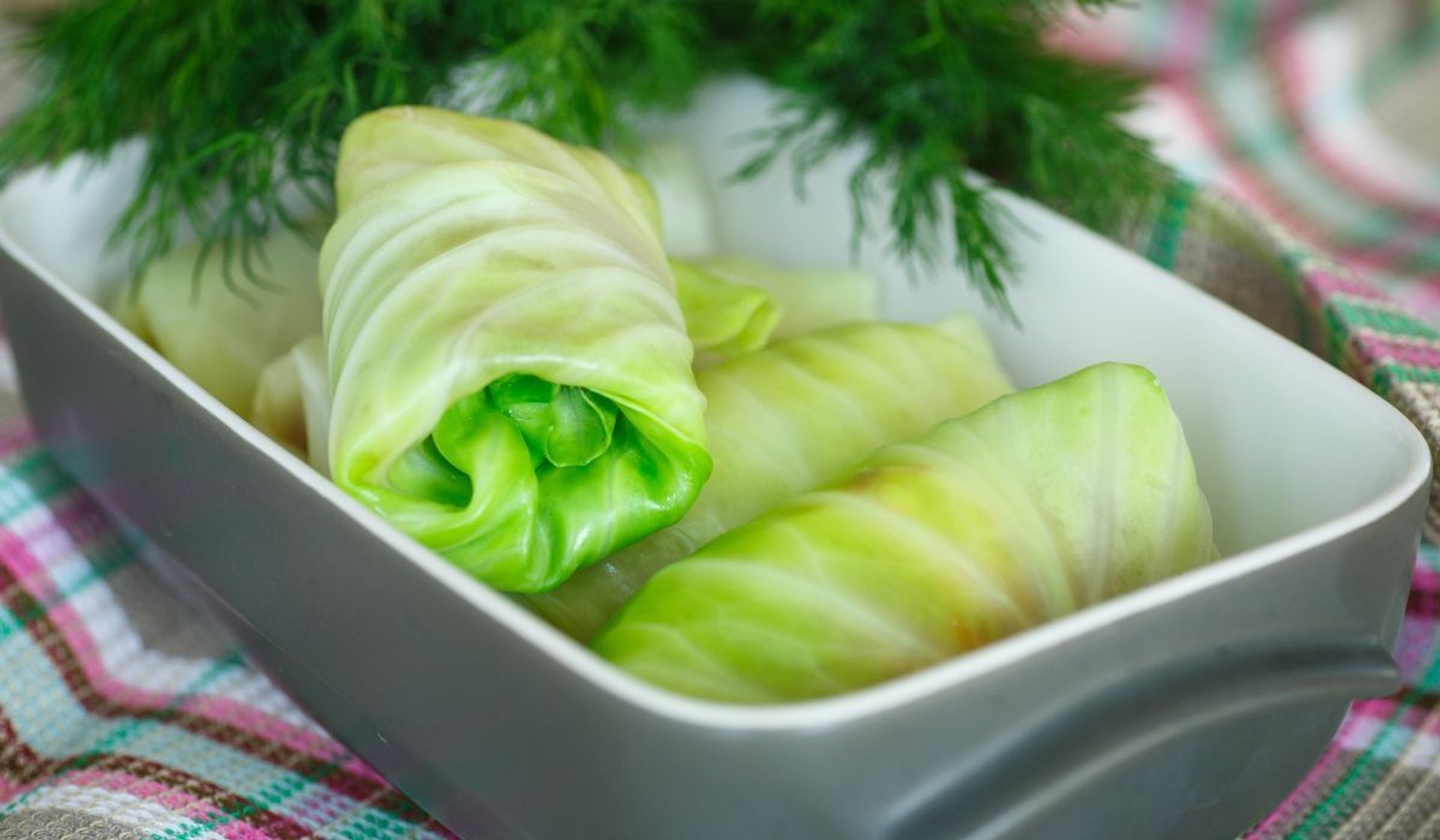 Zapomnij o zwykłych gołąbkach. Postna wersja smakuje 100 razy lepiej. Sekret farszu tkwi w 1 dodatku