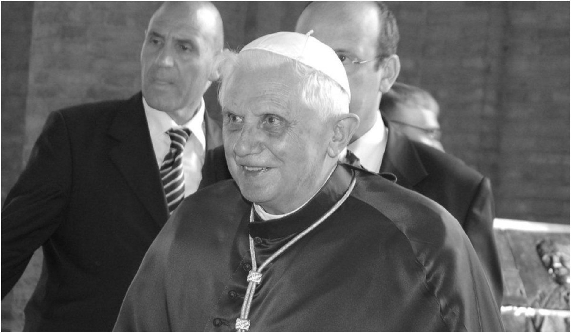 Nie żyje Benedykt XVI. Emerytowany papież dał się zauroczyć kotom, dla nich łamał zasady w Watykanie