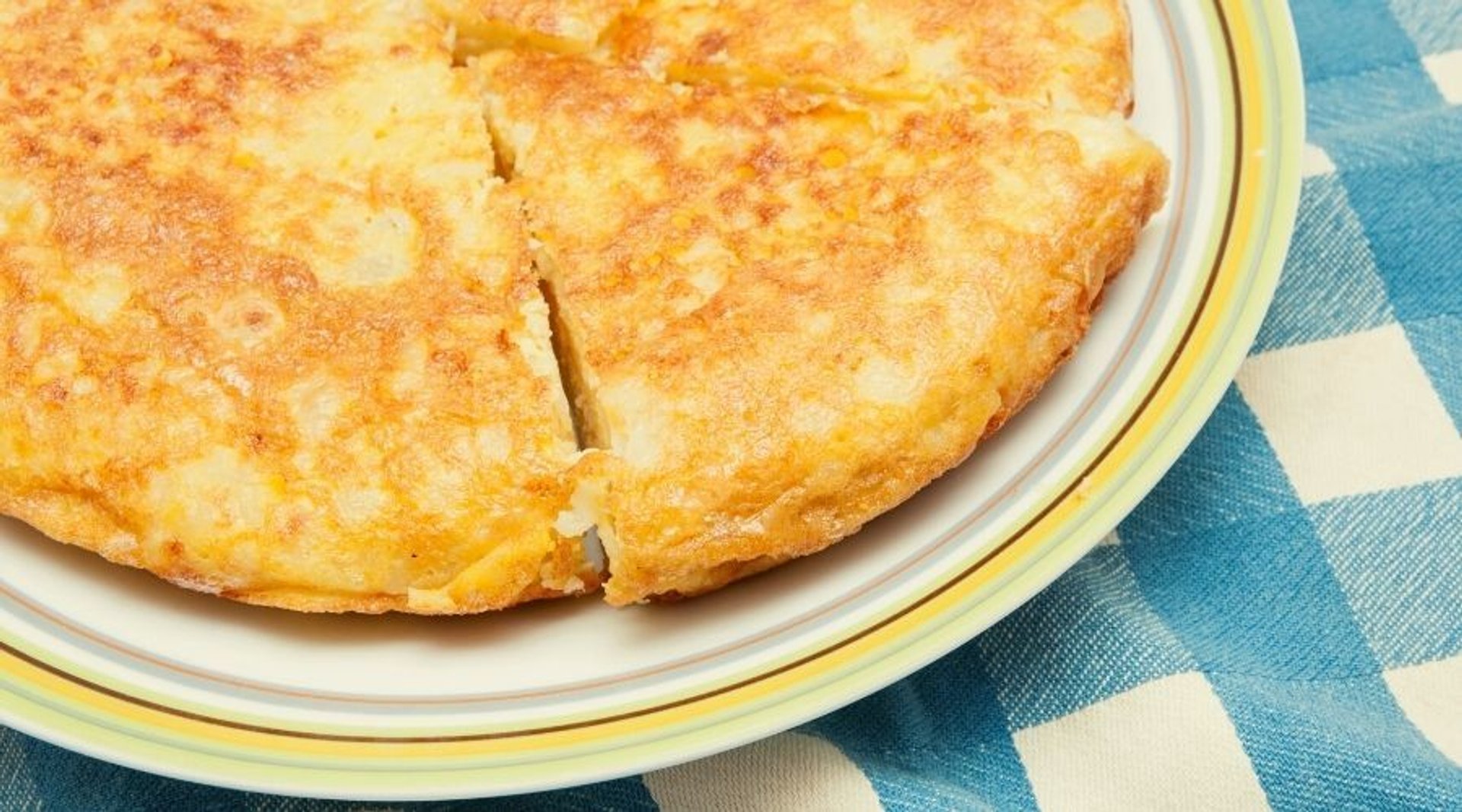 Jak zrobić puszysty omlet biszkoptowy bez proszku do pieczenia