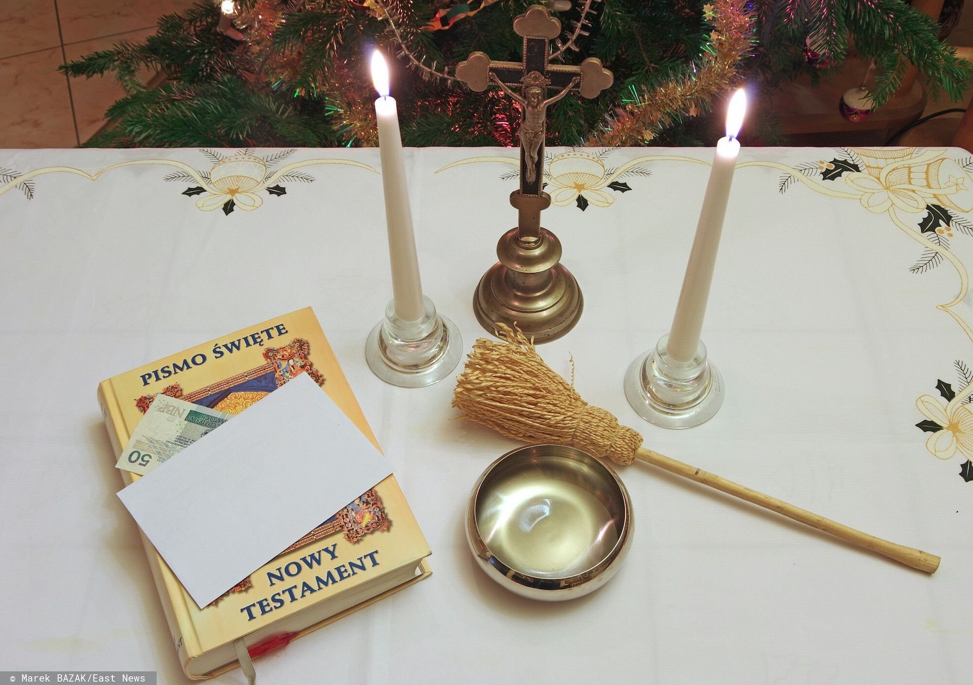 Ksiądz opowiedział o wizycie u studentek. Chciały flirtować podczas kolędy