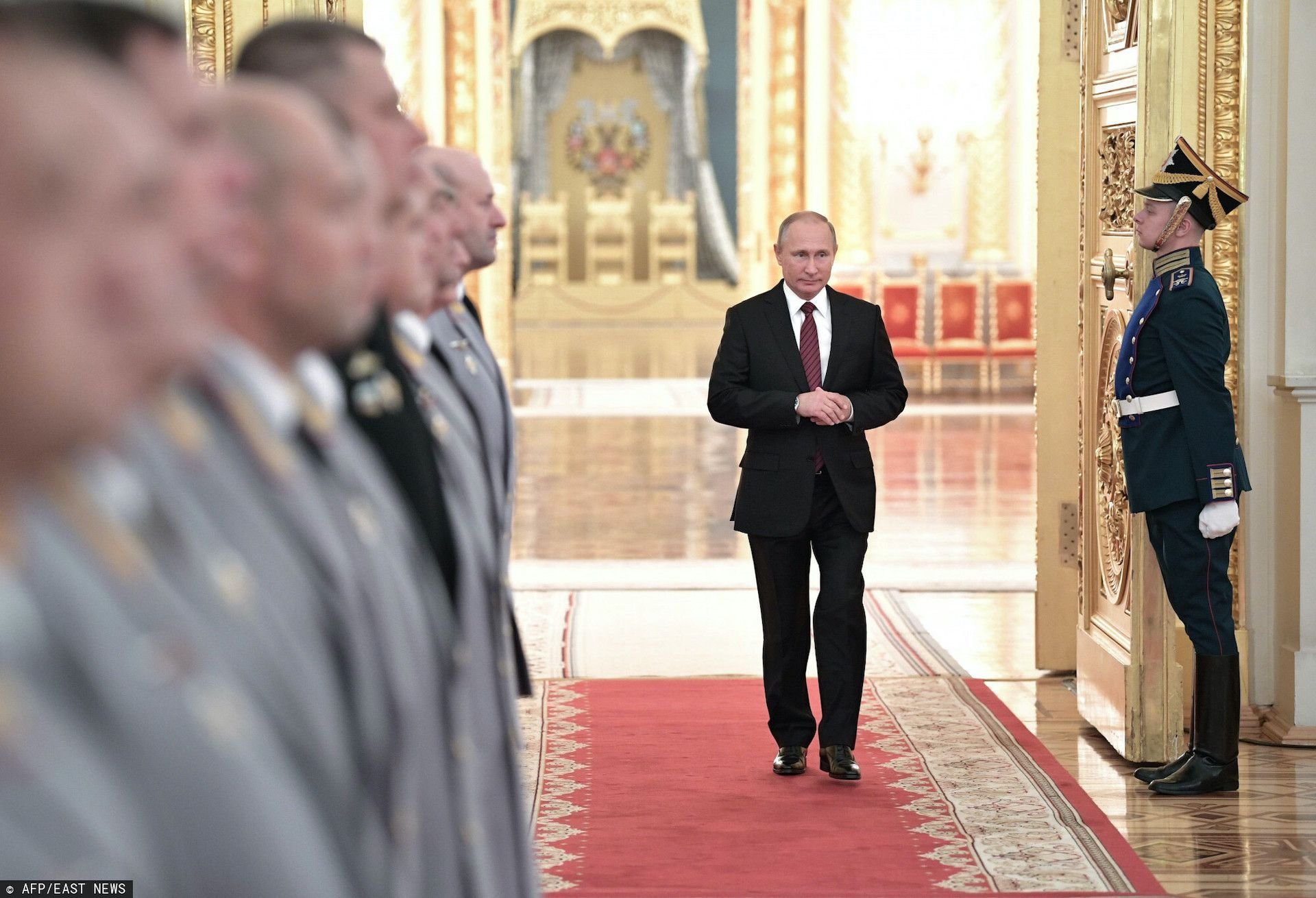 Władimir Putin na spotkaniu rządu zapewnia, że Rosja sobie poradzi