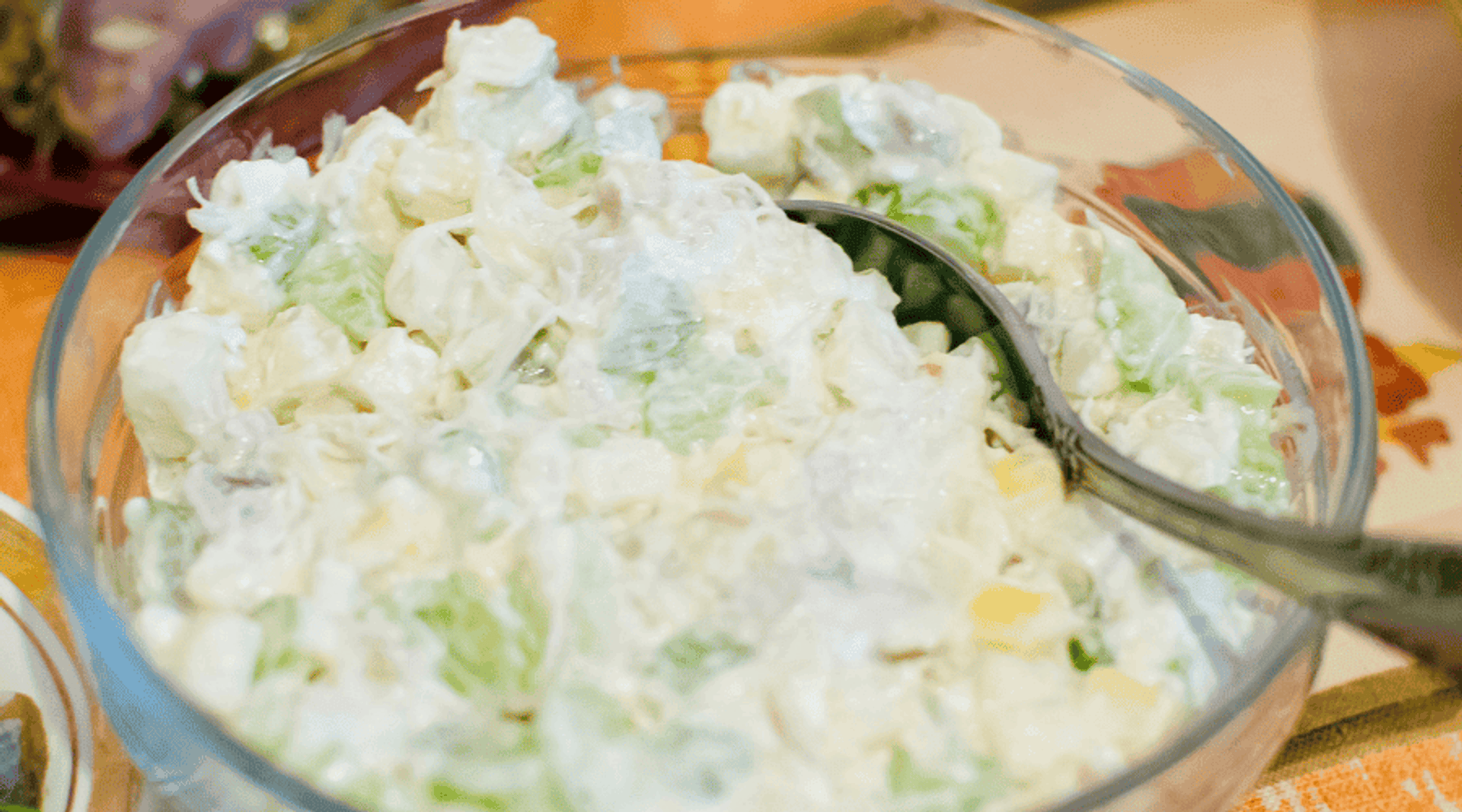 Sałatka wielkanocna z pieczarkami. O wiele lepsza od klasycznej