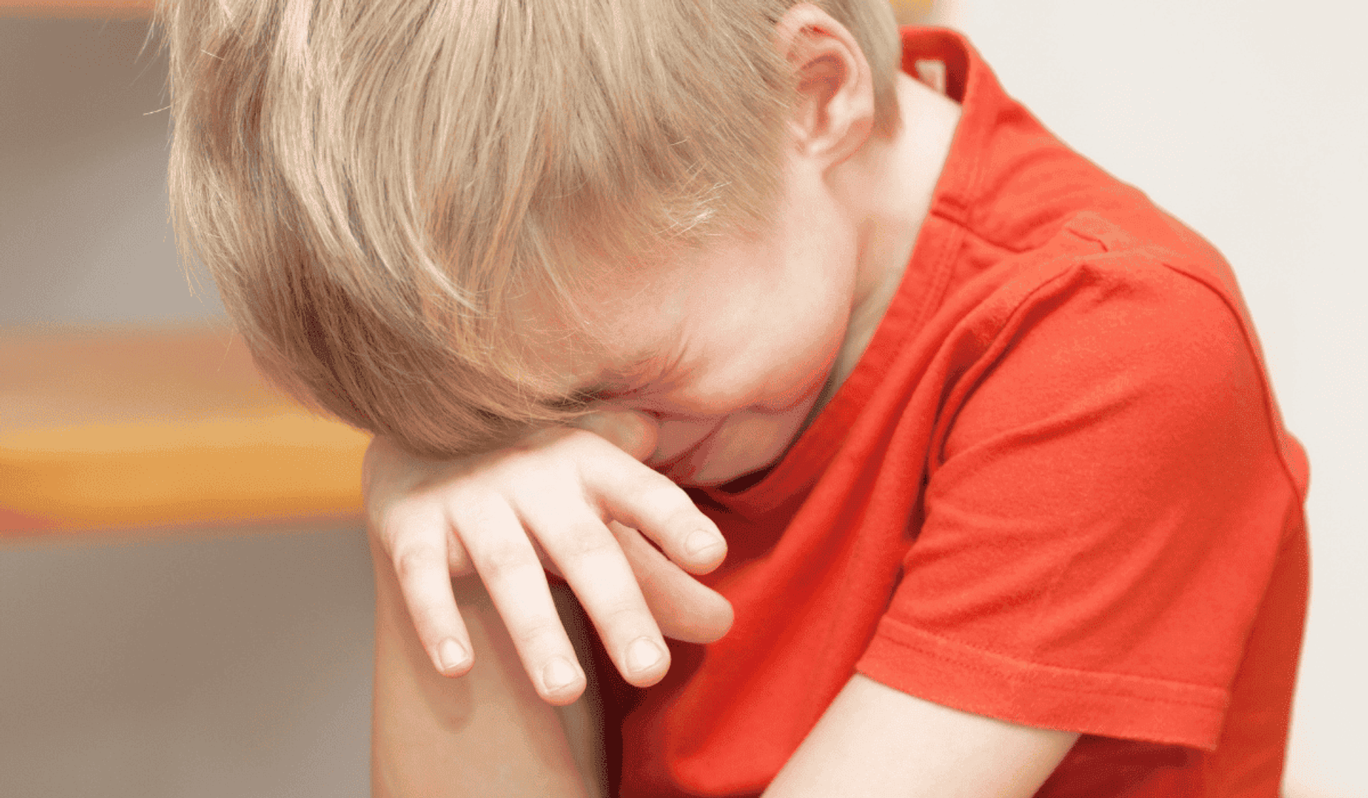 Płaczący chłopiec canva PRO