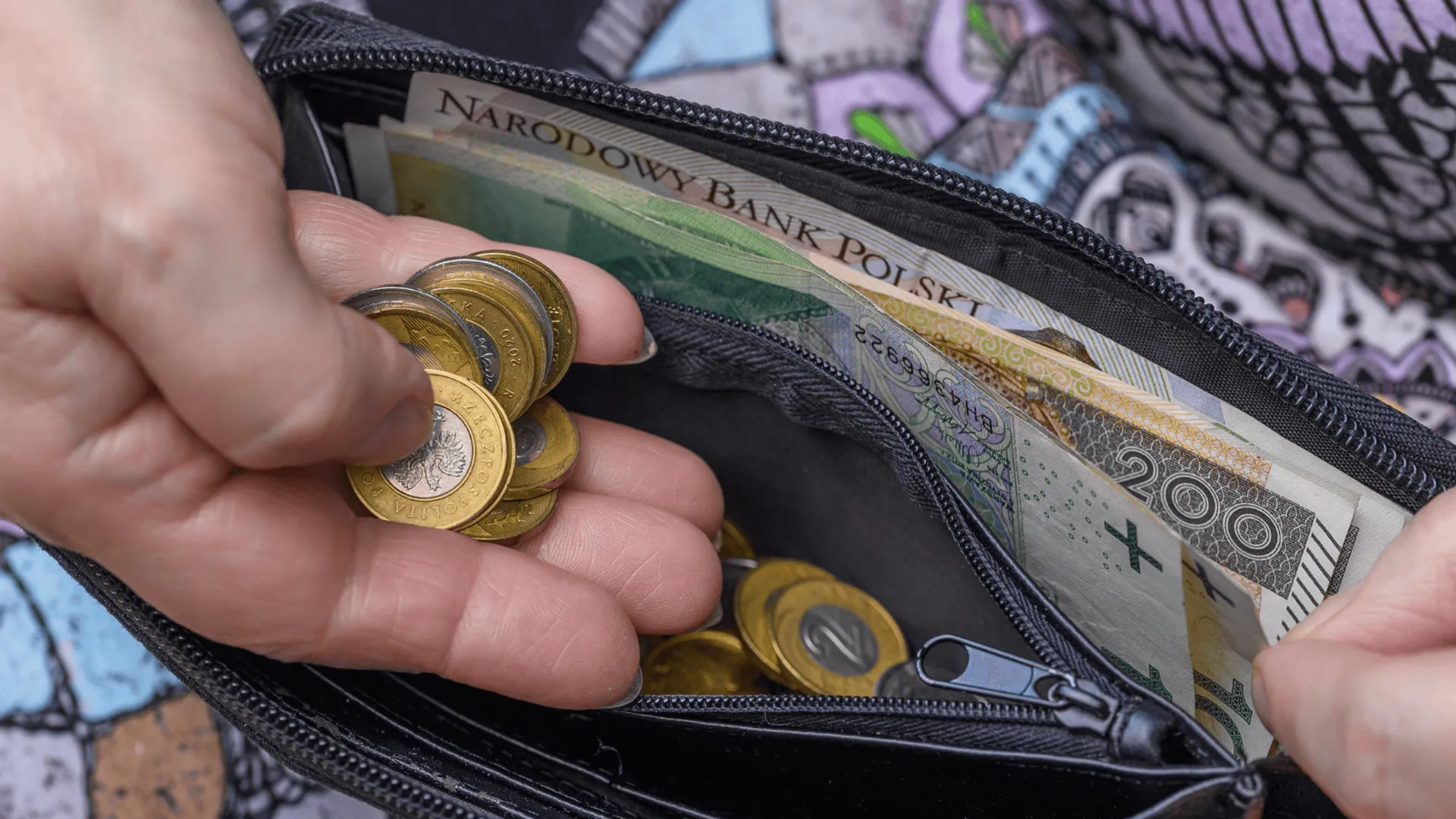 500 zł z ZUS dla seniorów. Sprawdź kryteria i zobacz jak złożyć wniosek