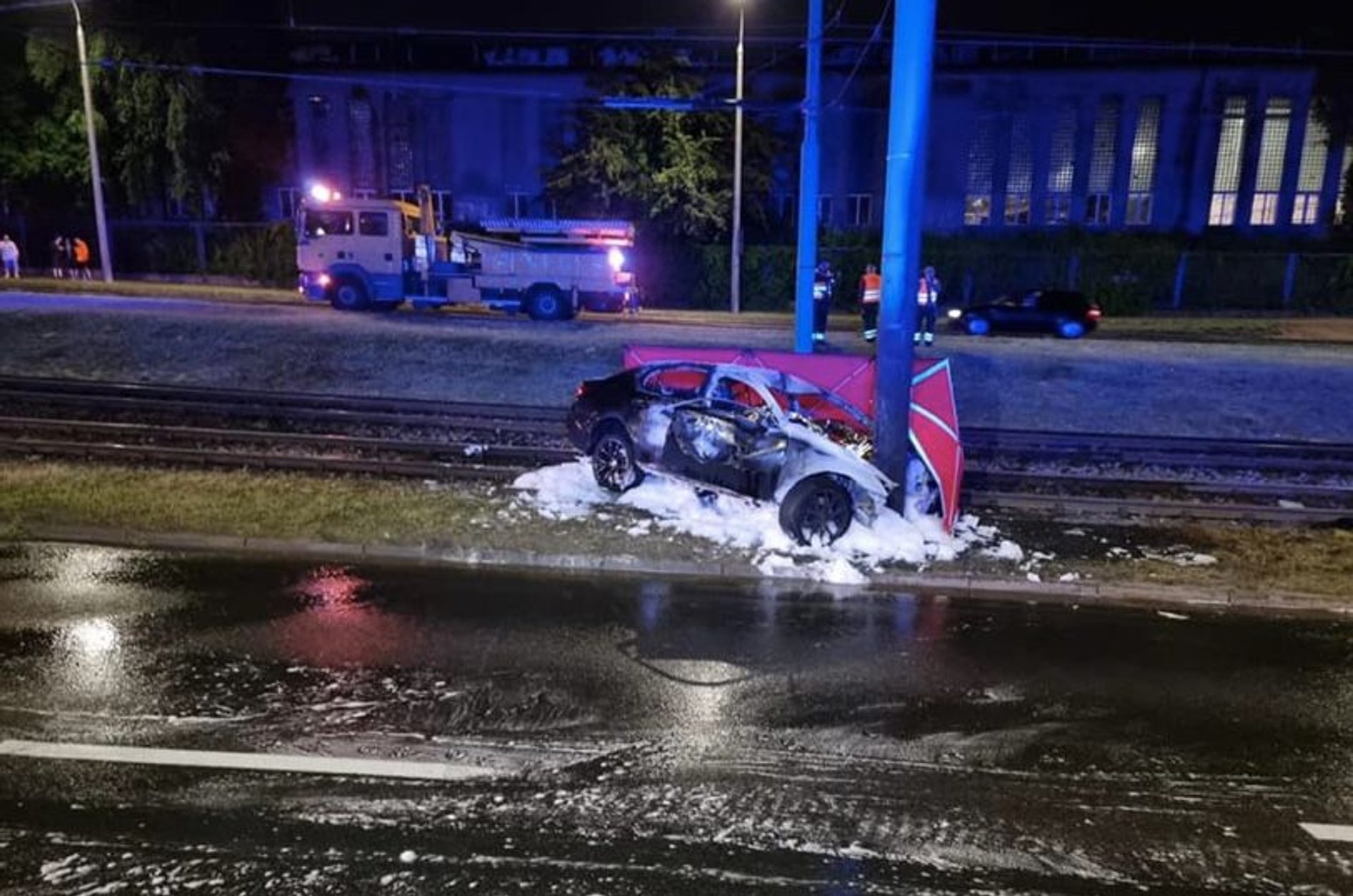 W sobotę wieczorem w Poznaniu doszło do tragicznego wypadku. Nie żyją dwie osoby