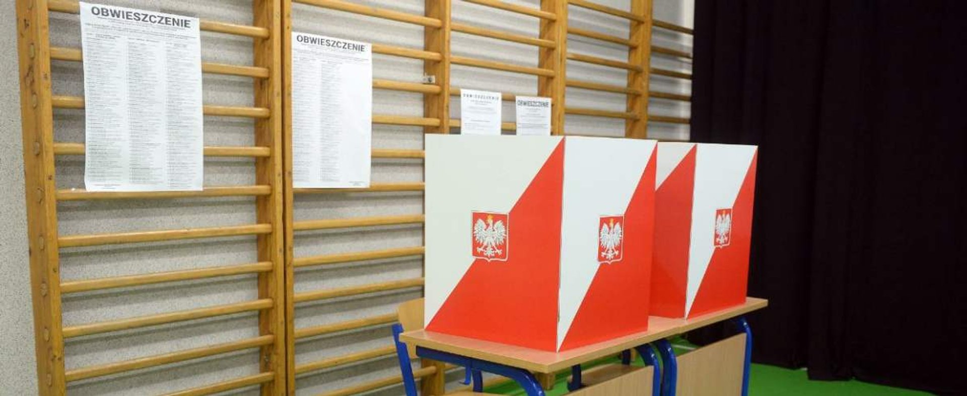 Fot. Jan Bielecki/East News, Warszawa, 13.10.2019. Wybory parlamentarne 2019. Glosowania w komisjach wyborczych.