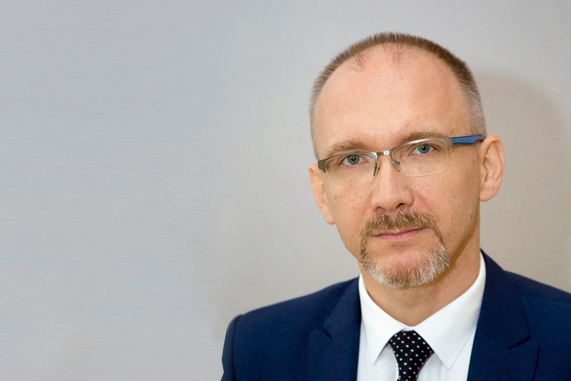 Dr n. med. Piotr Dąbrowiecki, alergolog, przewodniczący Polskiej Federacji Stowarzyszeń Chorych na Astmę, Alergię i POChP.