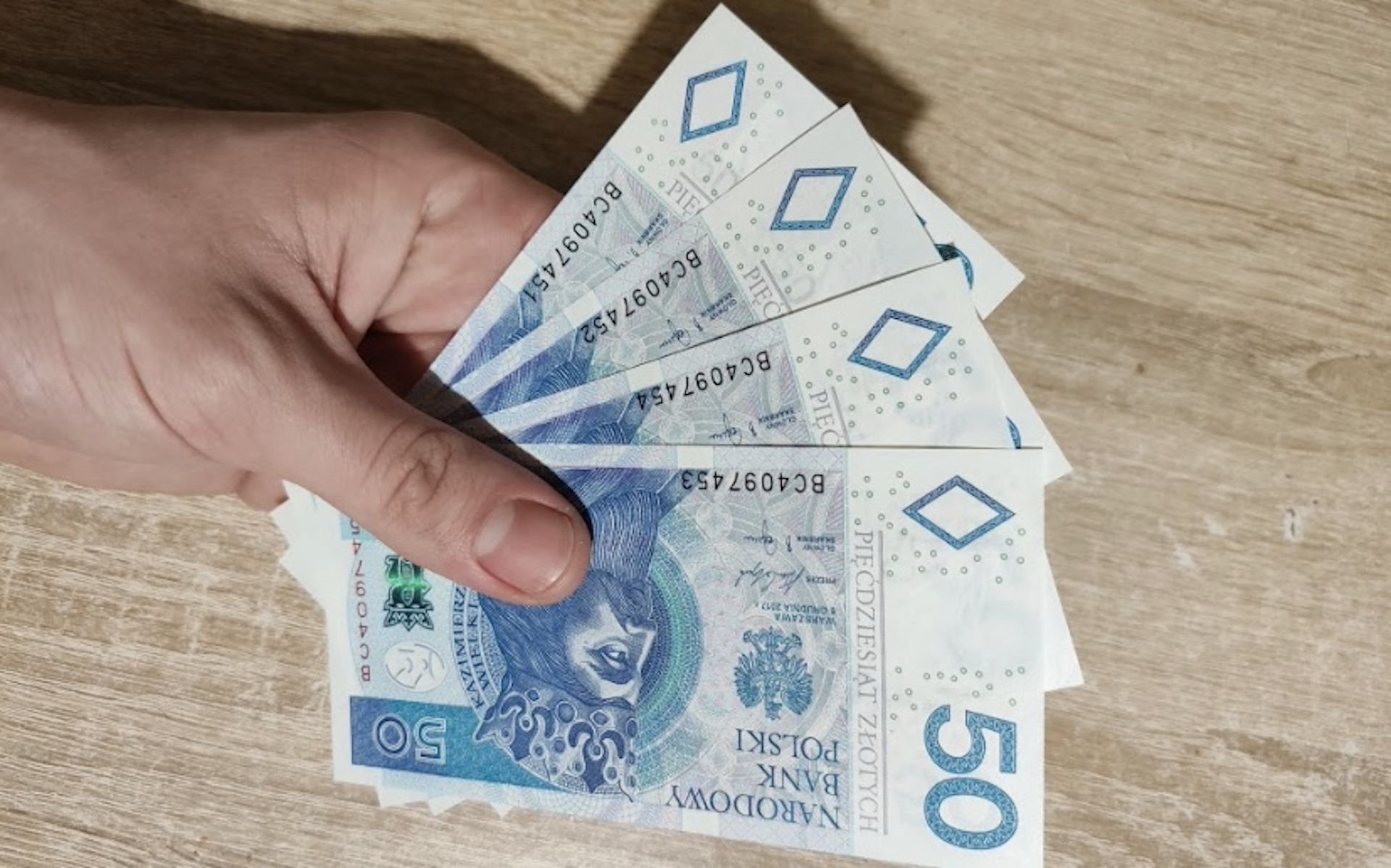 Tańszy prąd w 2023 r. Już wkrótce mija termin składania specjalnych oświadczeń