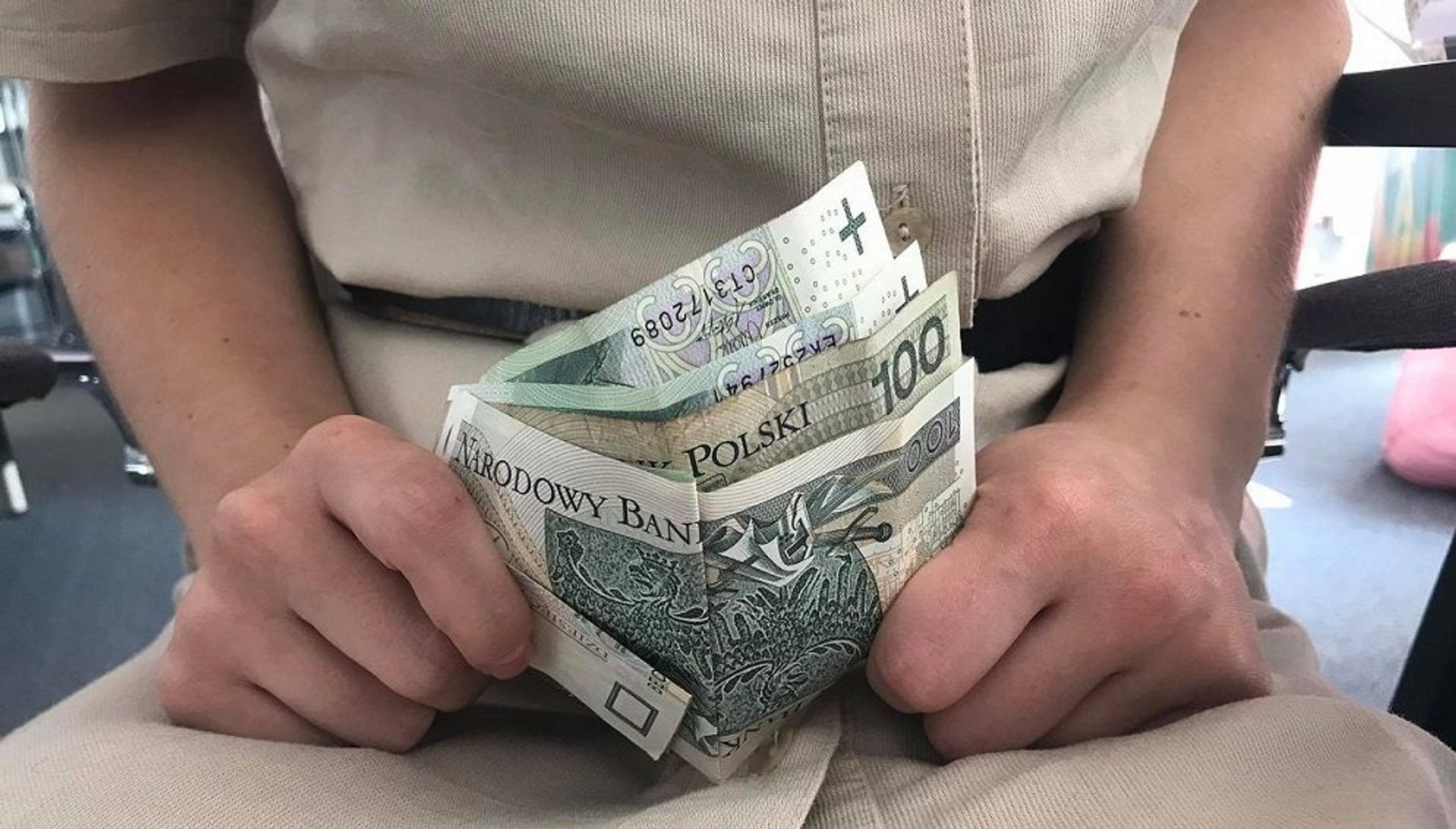 Podatek od deszczu. Rząd szykuje spore zmiany, daninę będzie płacić znacznie więcej Polaków 