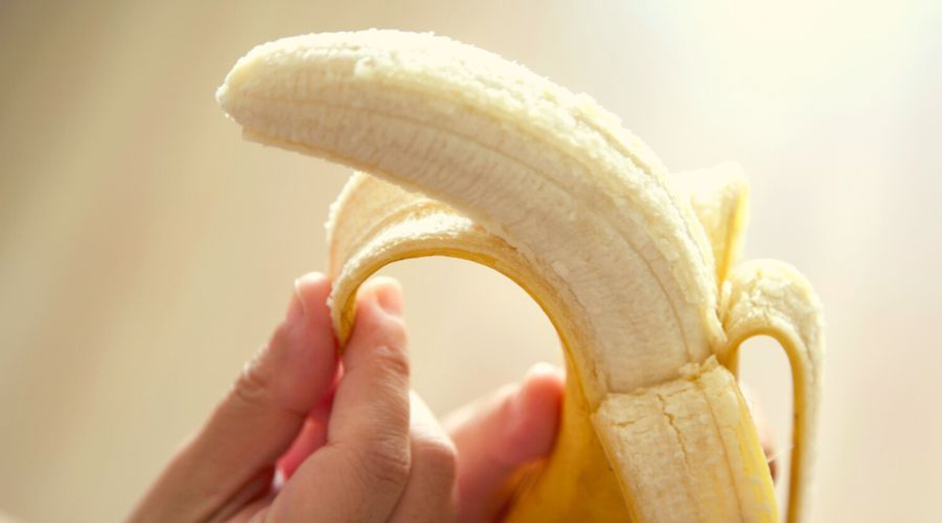 Jak najlepiej obierać banany?