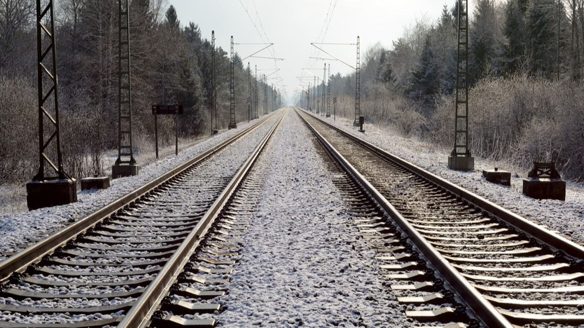 railway-rails-711567 1280