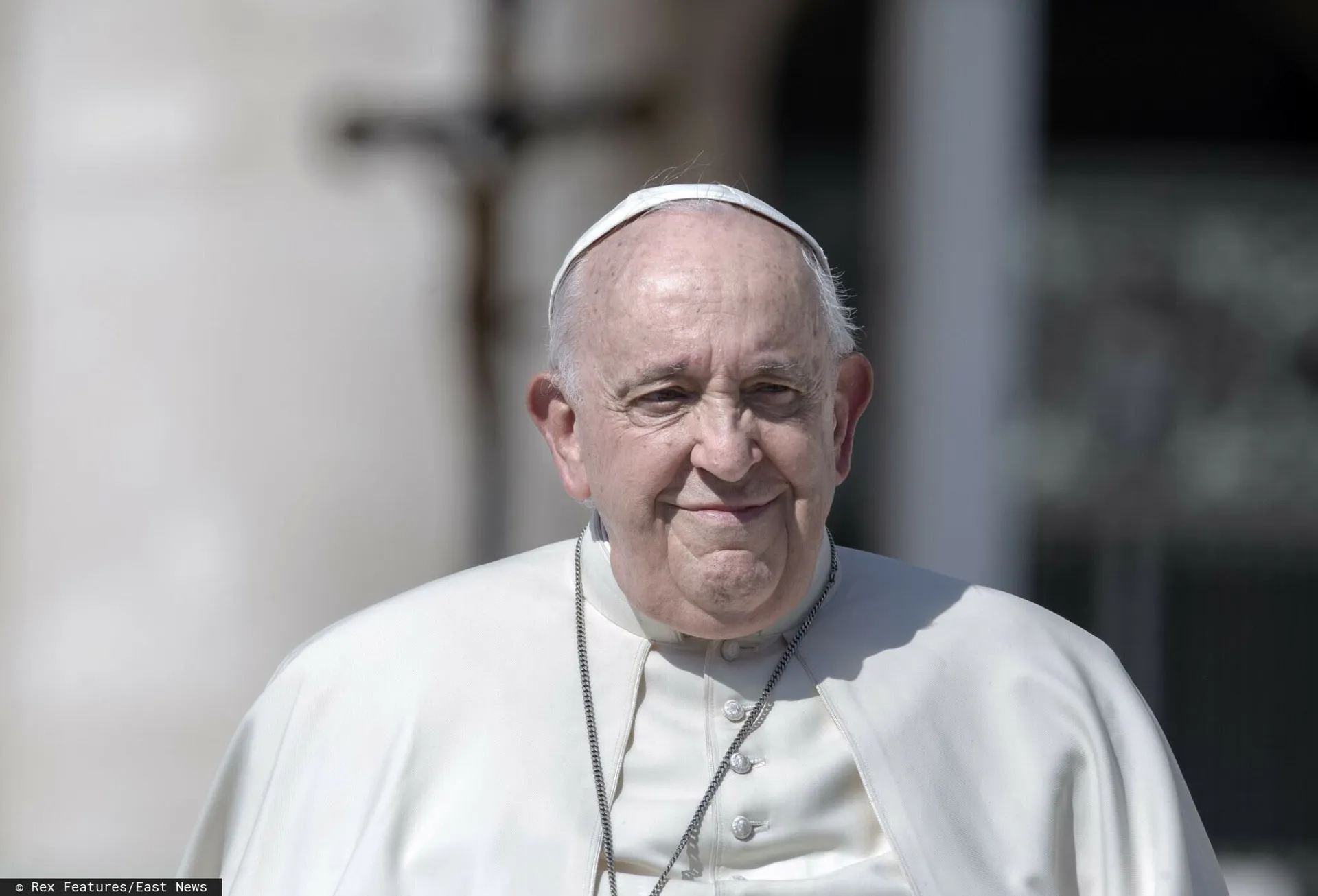 Papież Franciszek przeszedł operację
