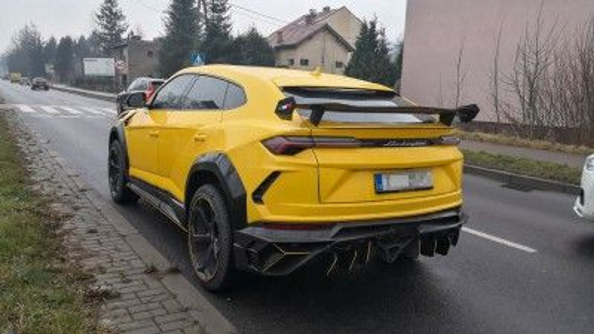 Lamborghini Urus Mansory wypadek