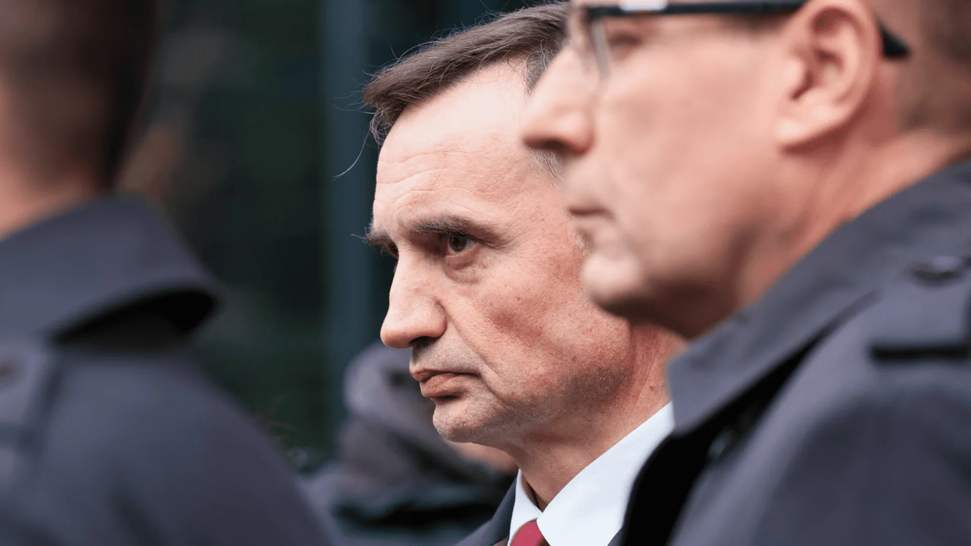 Zagraniczna kariera i wysokie apanaże. Czym na co dzień zajmuje się żona byłego ministra?