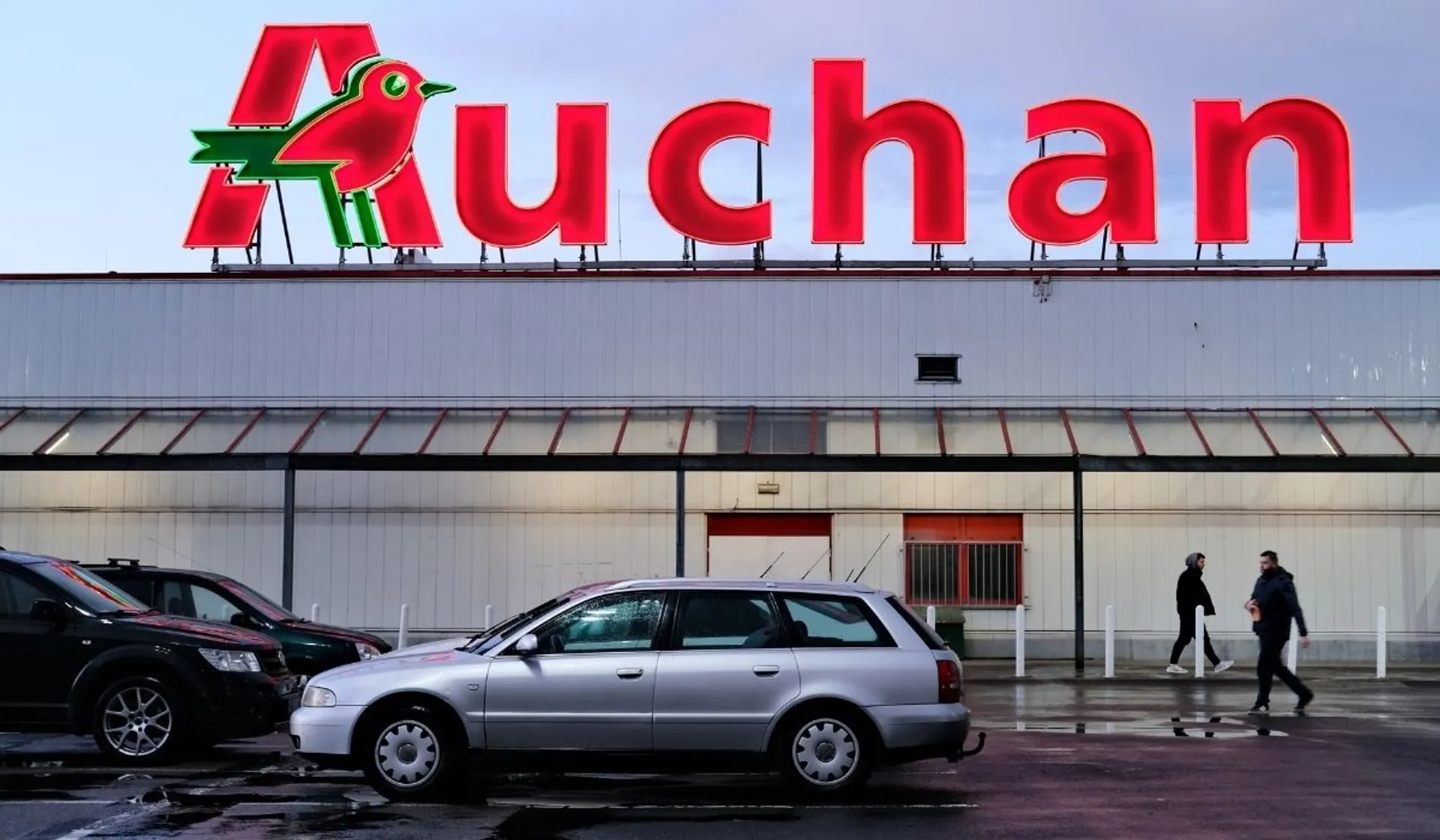 Budynek sklepu Auchan