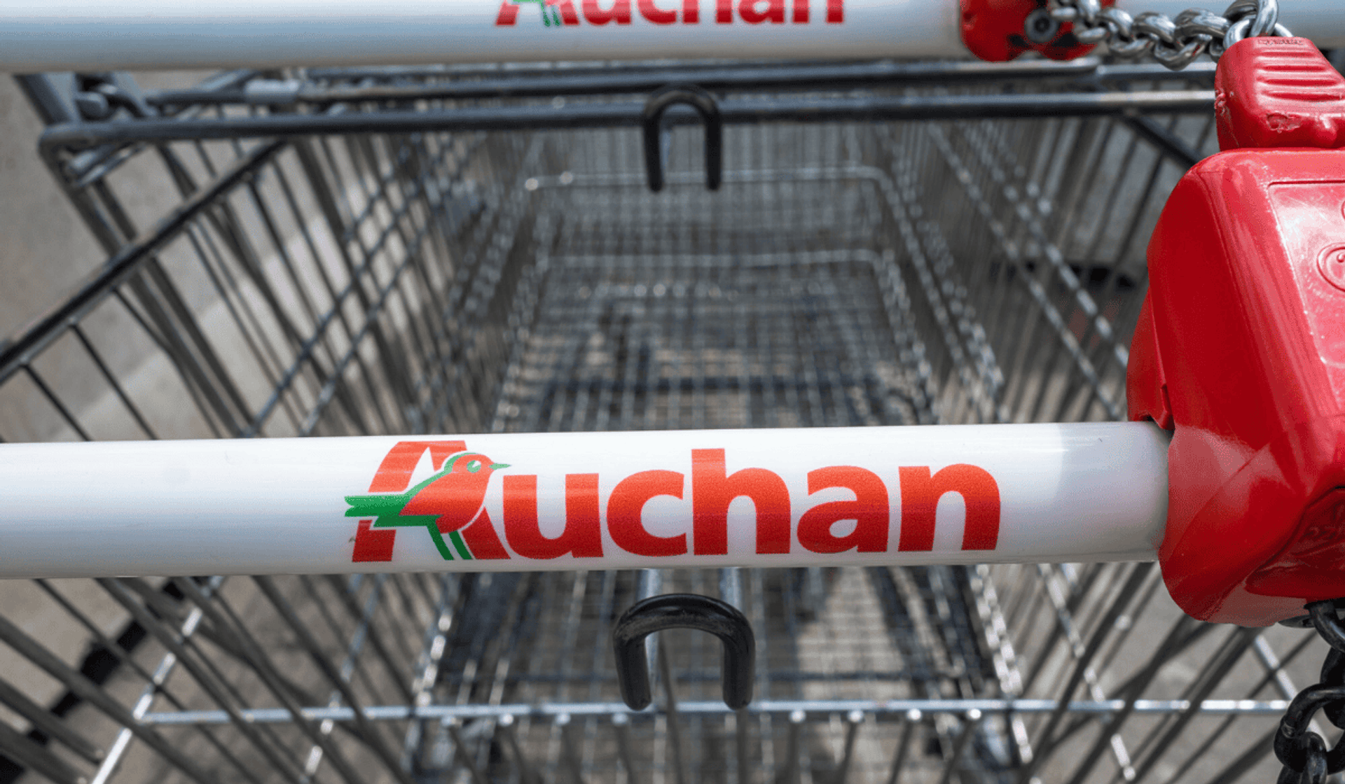 Auchan wprowadził ogromne ułatwienie dla klientów. Teraz zakupy będą  jeszcze szybsze - Goniec Rozrywka