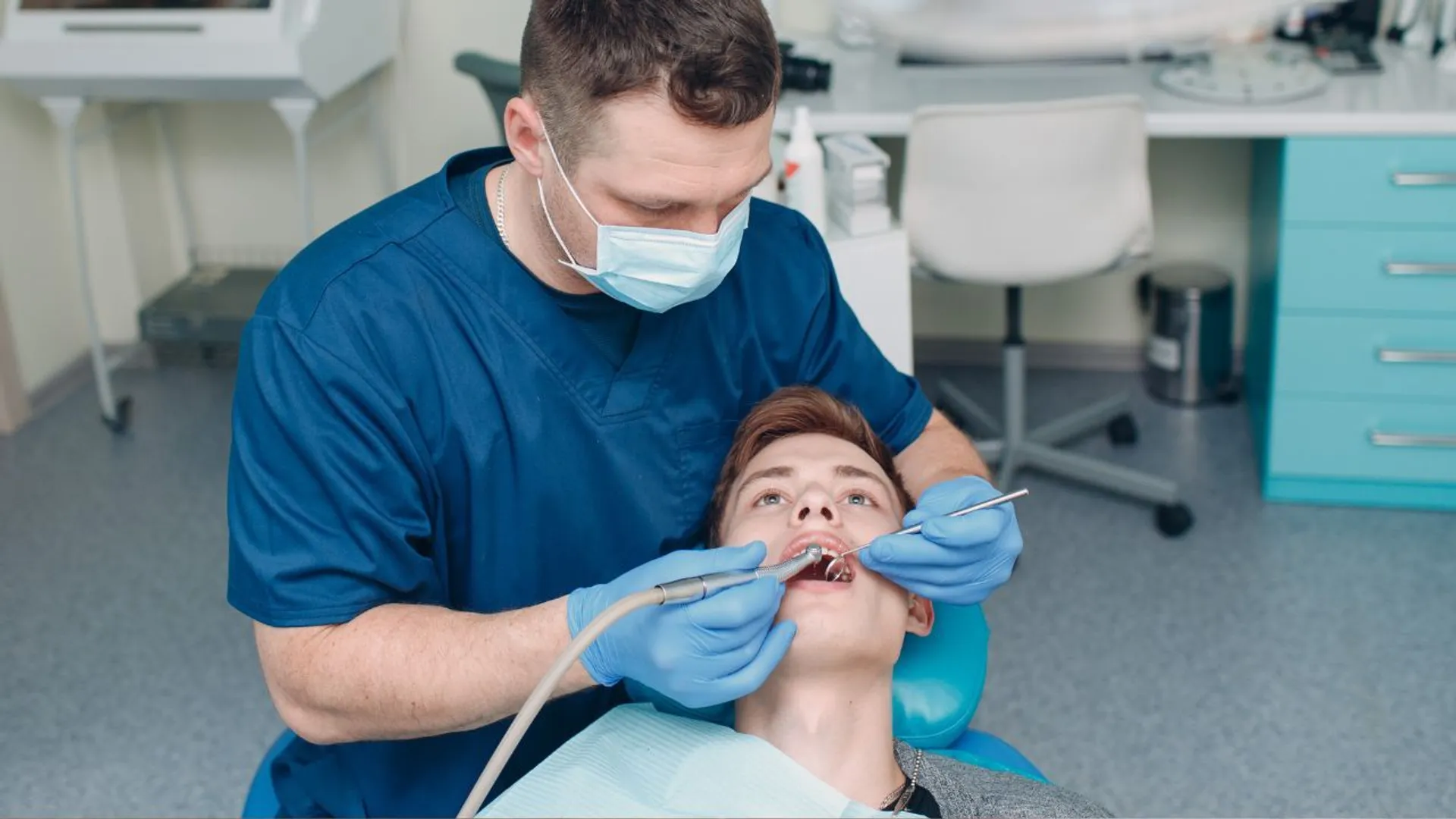 dentysta, 900 zł na dentystę