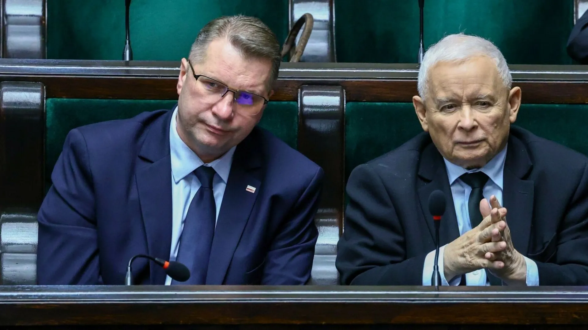 PiS