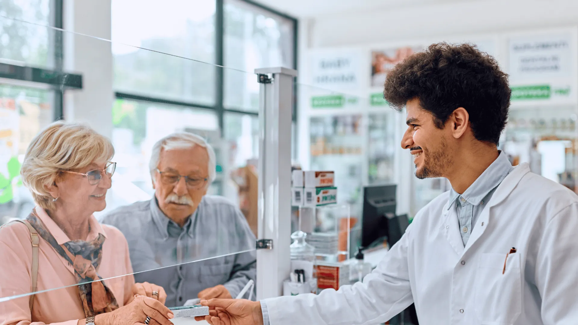 Darmowe leki dla seniorów 65+. Nie wystarczy wiek, konieczny jest odpowiedni kod