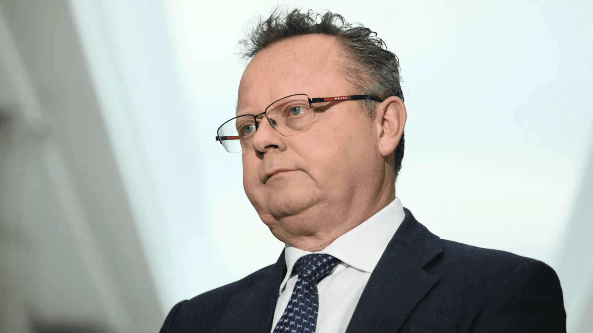 Sprawa luksusowego zegarka wiceministra Szejny: Od sejmowych kuluarów po „spowiedź” w RMF FM