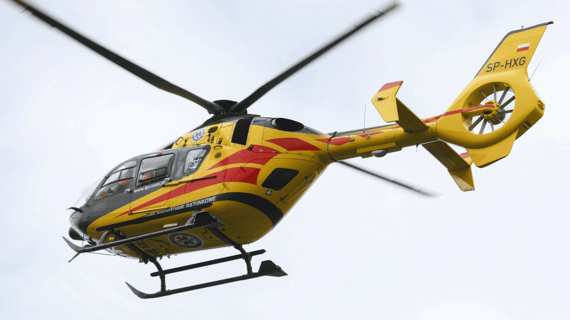 Na lotnisku Bemowo runął mały samolot. Interweniował LPR