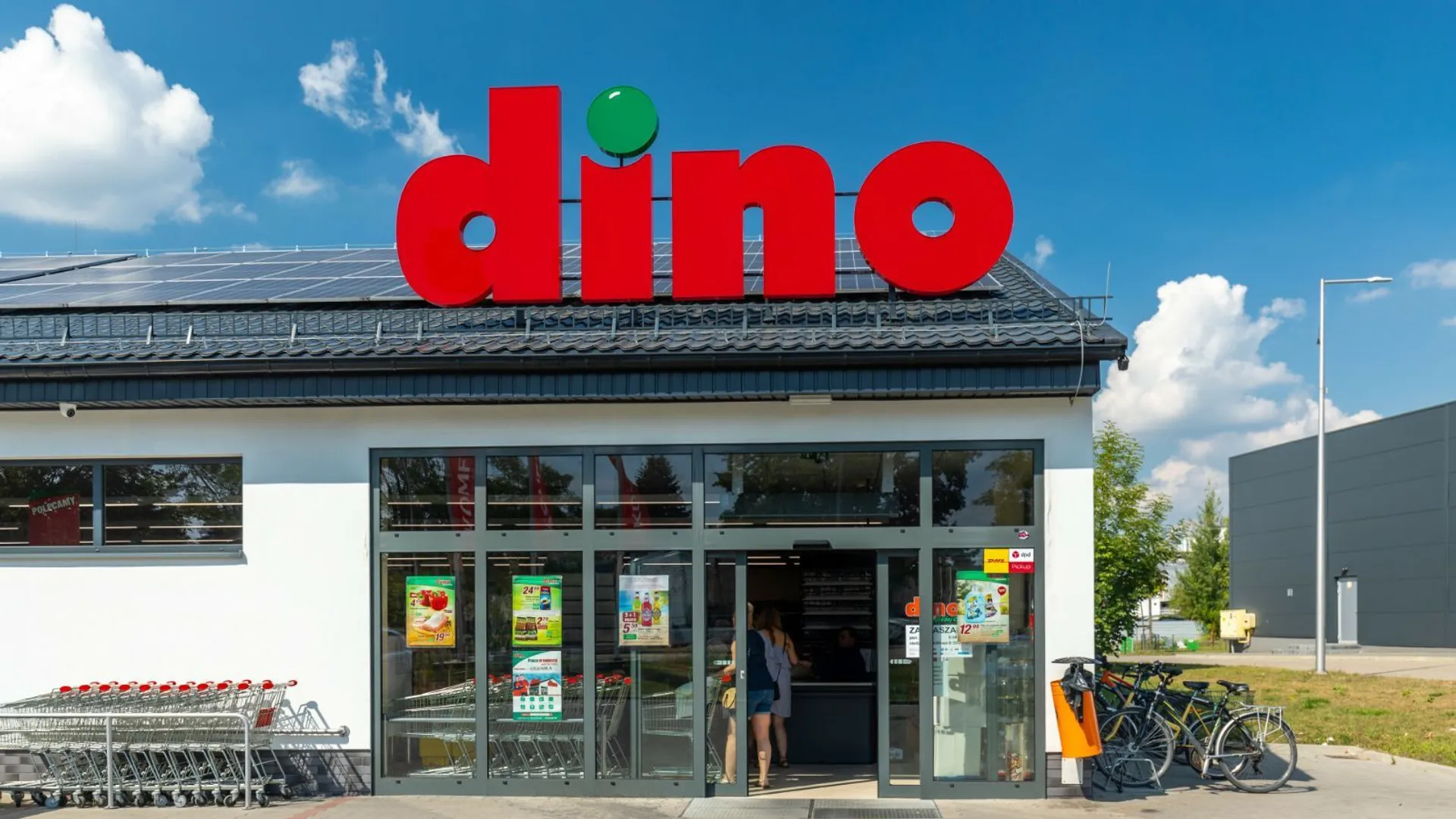 Dino protest