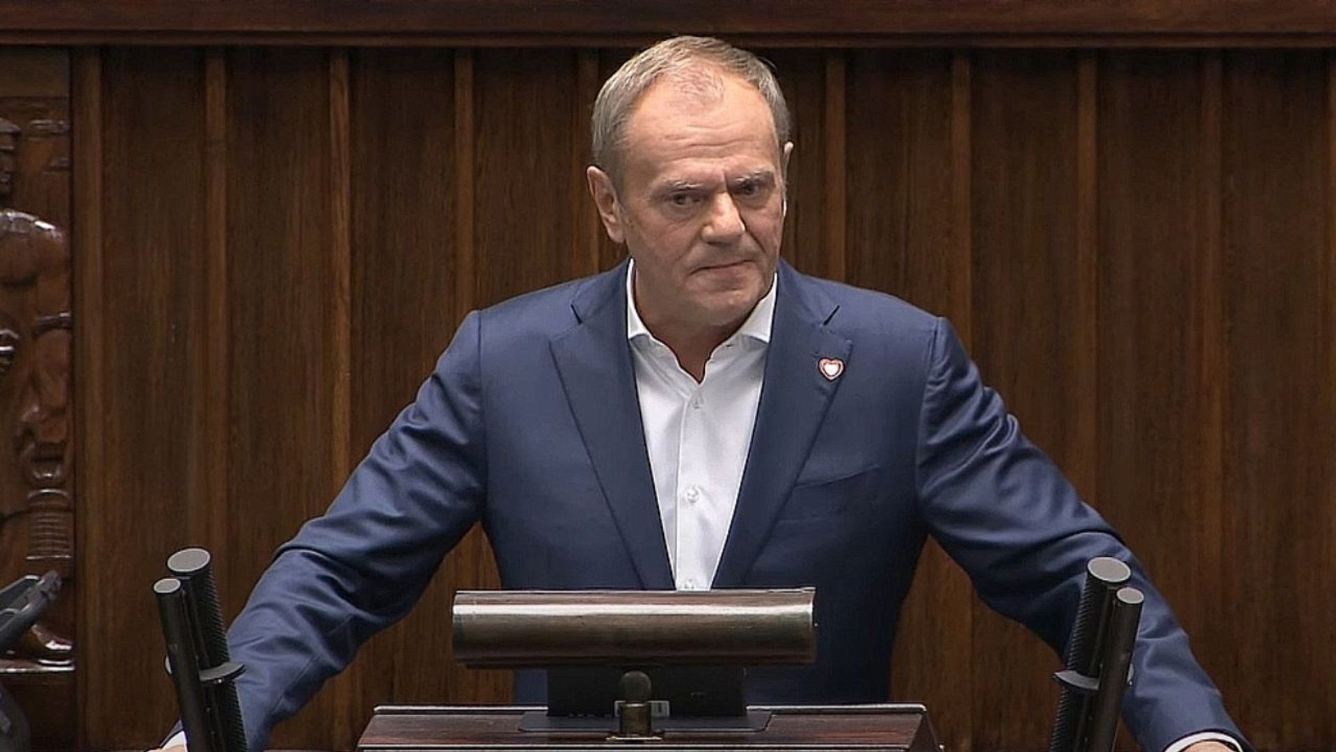 Donald Tusk, szpital, premier