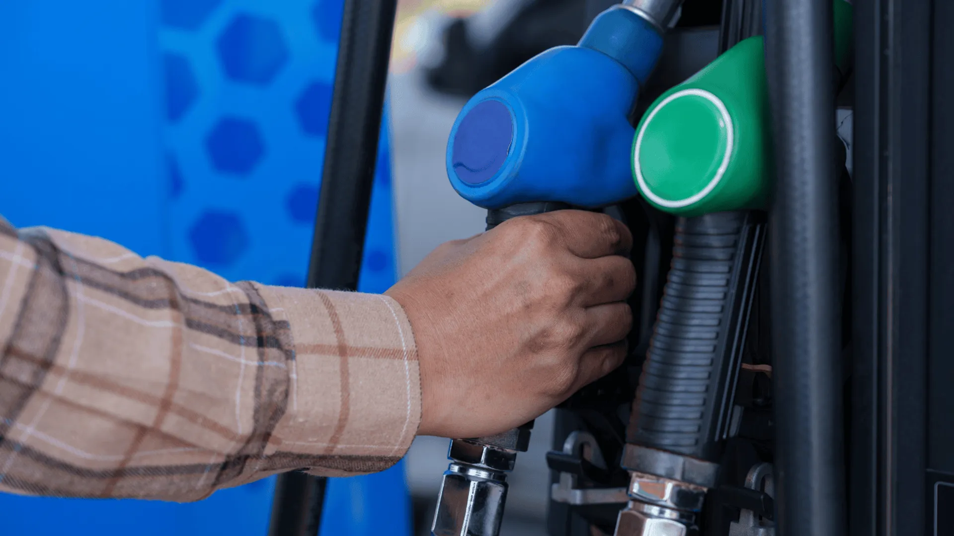 Gwałtowne podwyżki na stacjach paliw. Konflikt międzynarodowy uderza w polskie portfele