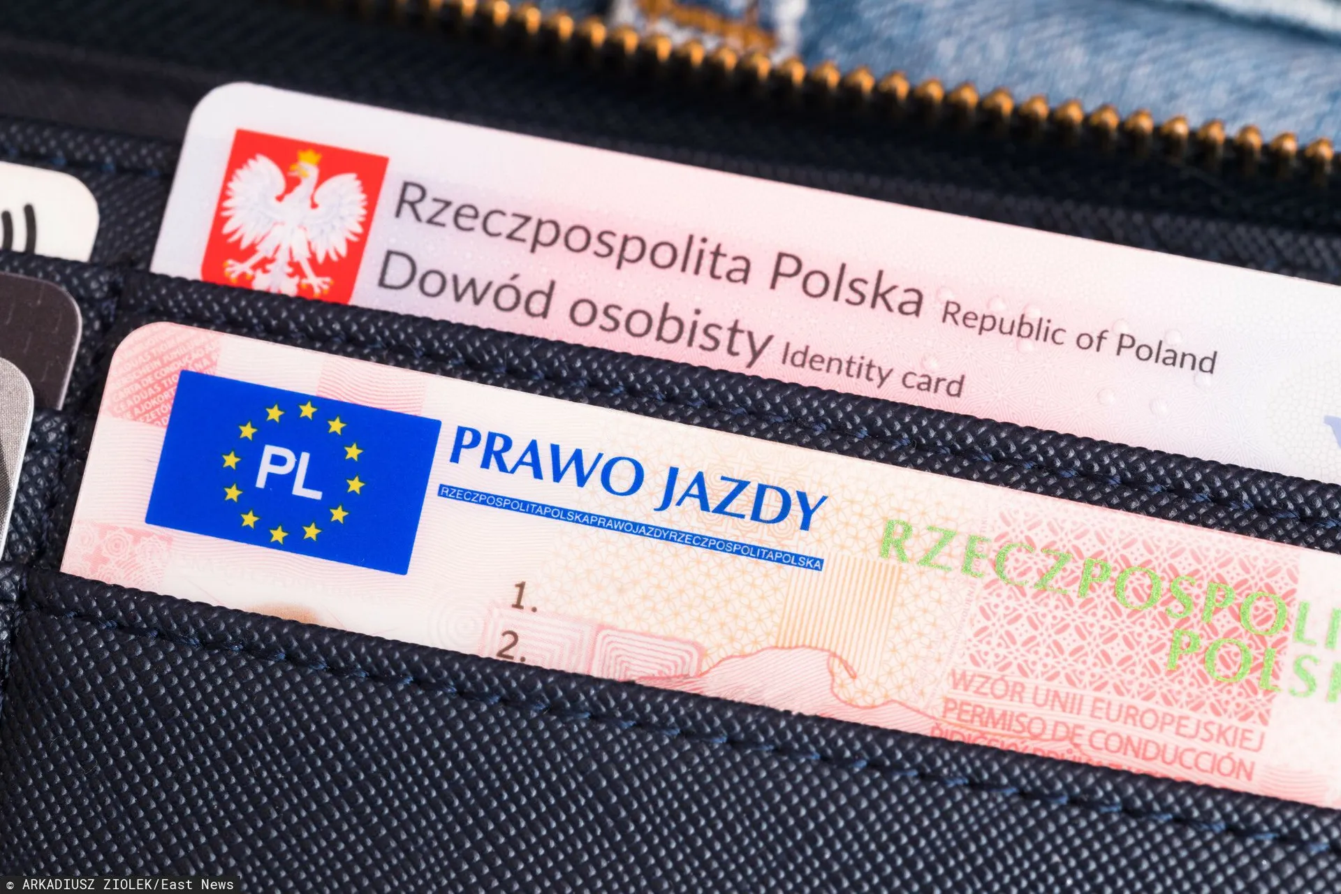 prawo jazdy, dowód osobisty, portfel