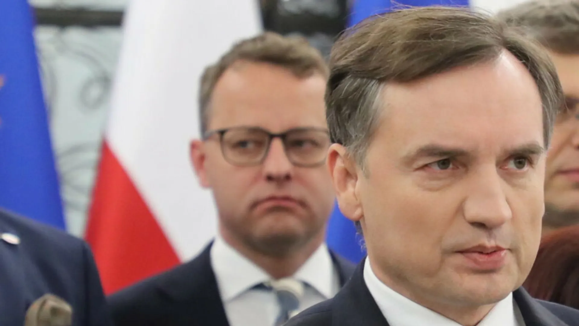 Ziobro, Romanowski, azyl, Węgry