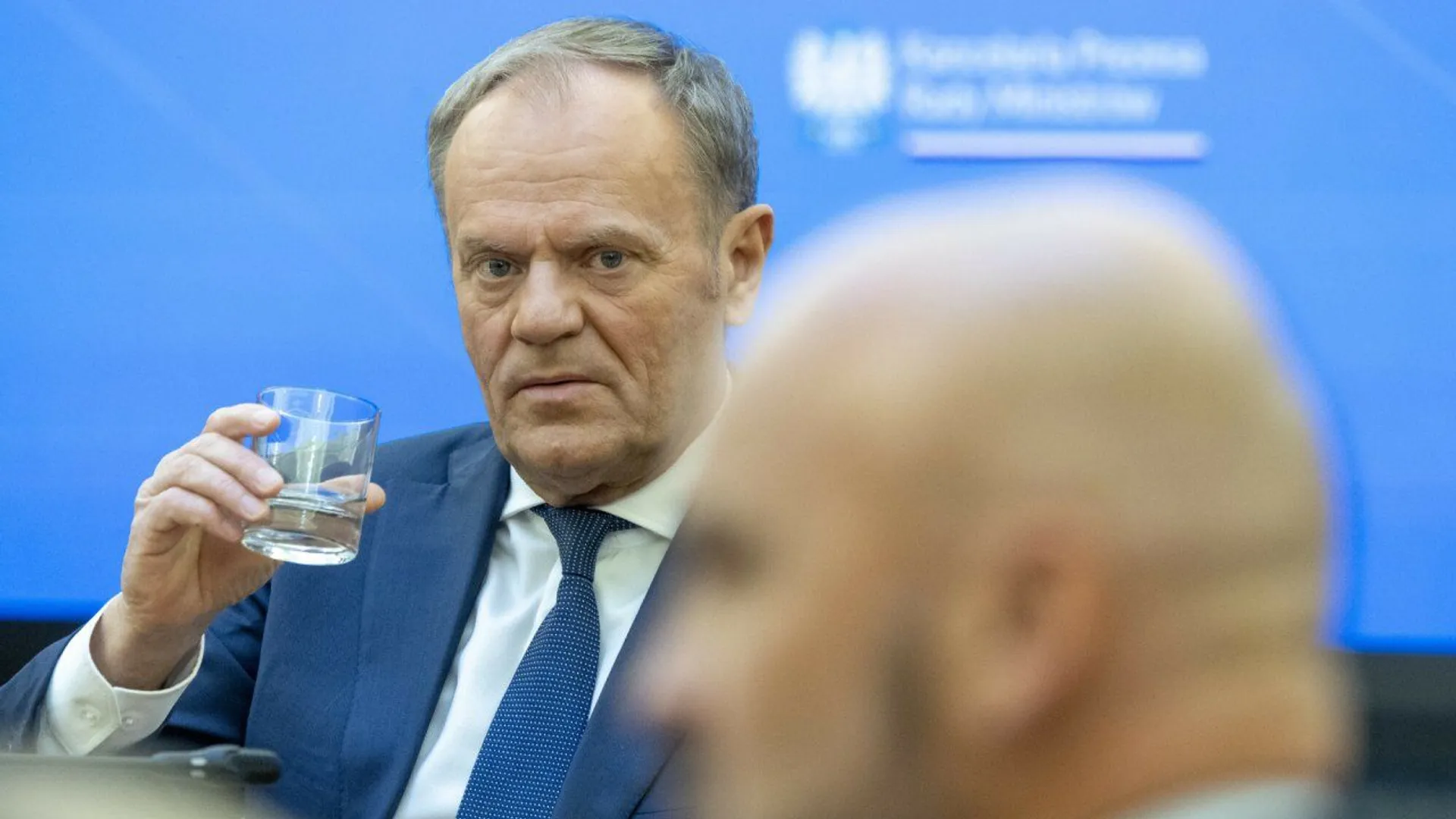 tusk, brzoska
